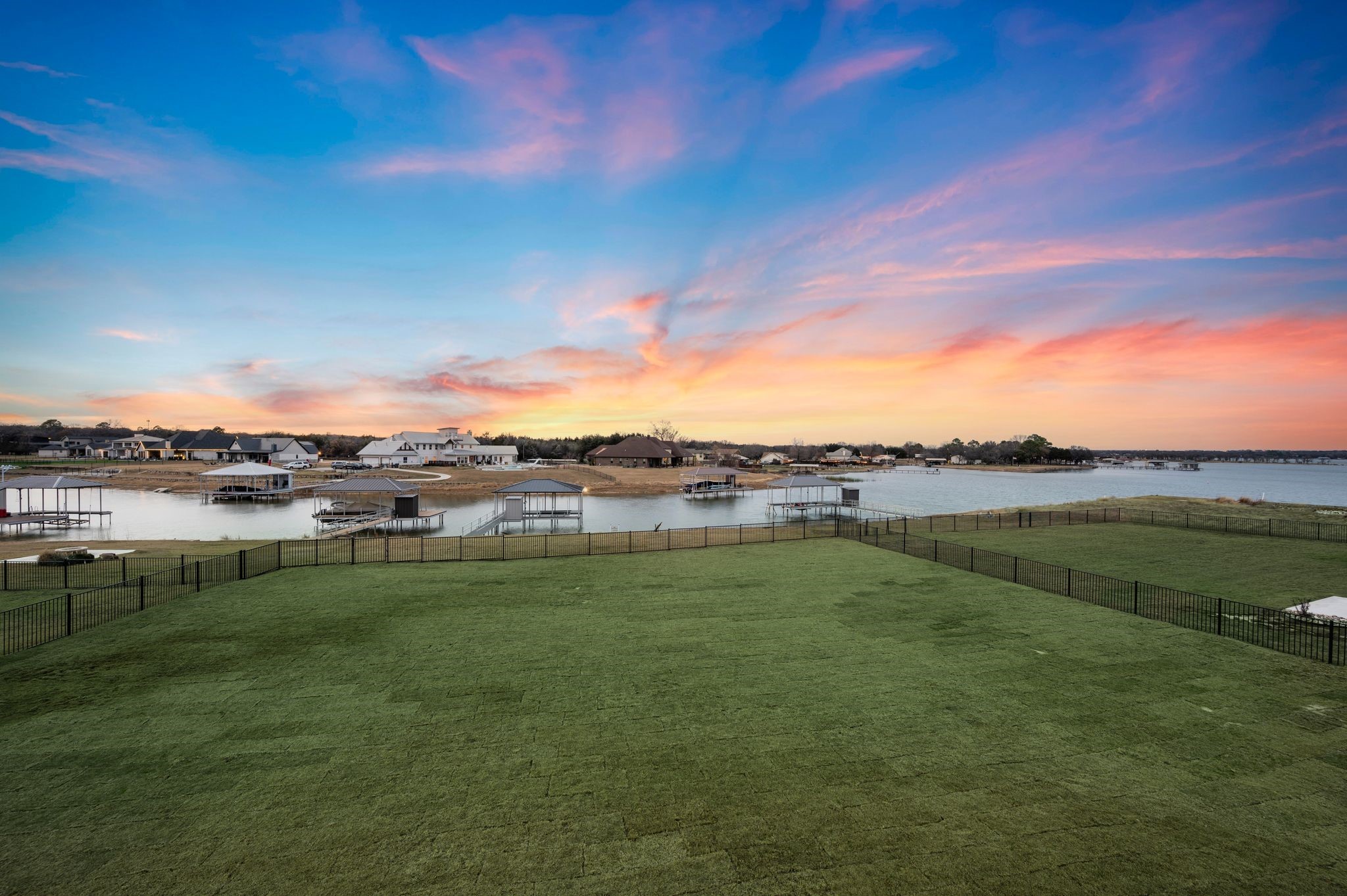 1805 Laguna Bay S Pelican Bay TX 76020