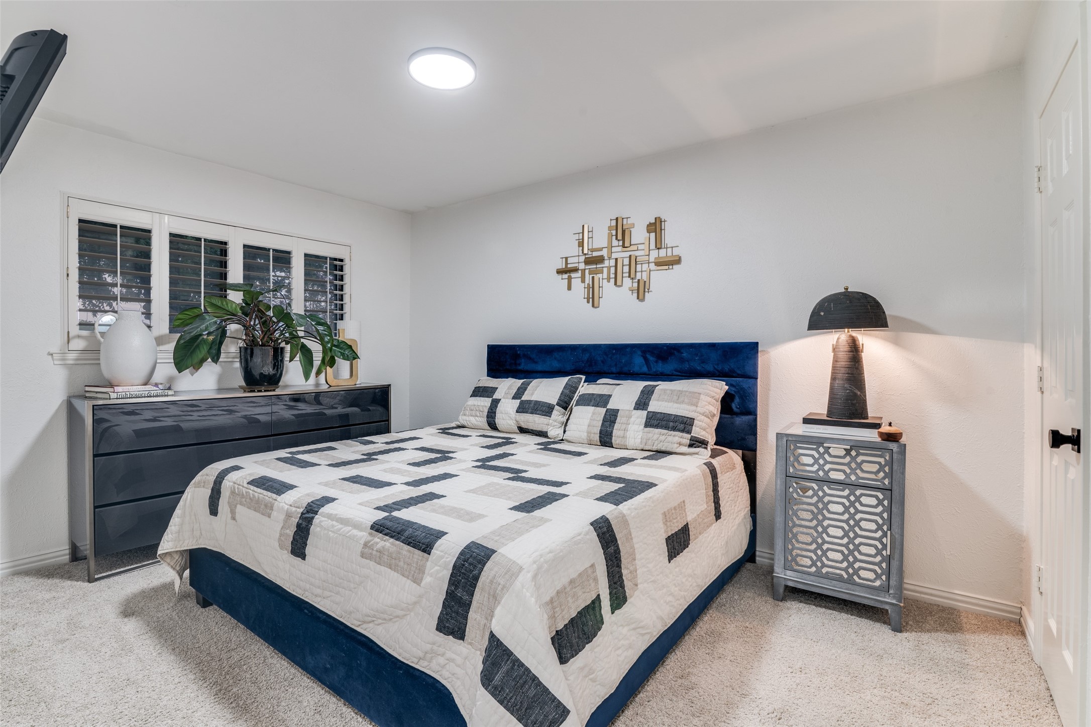 2209 Vicksburg Drive Sachse TX 75048