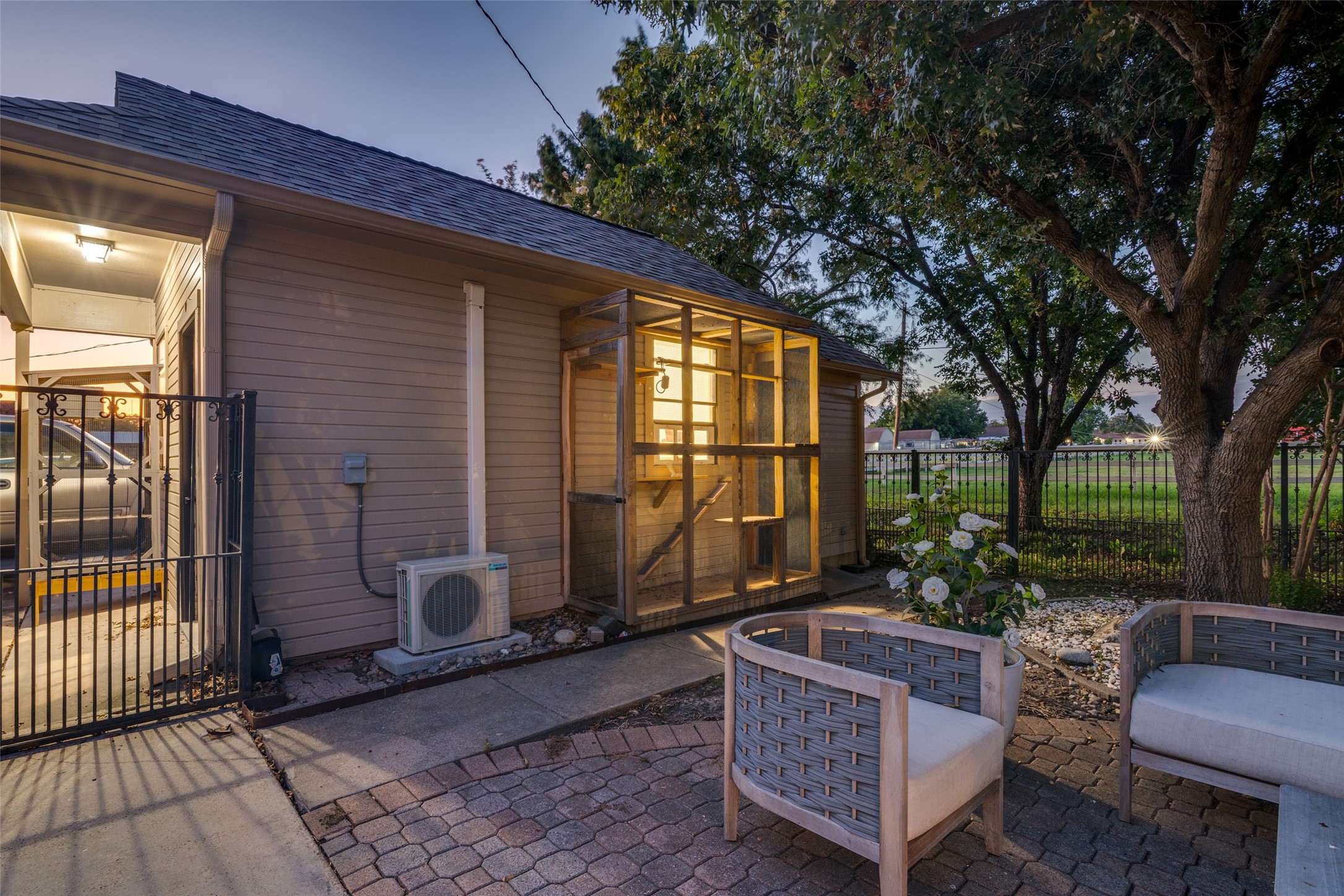 2209 Vicksburg Drive Sachse TX 75048