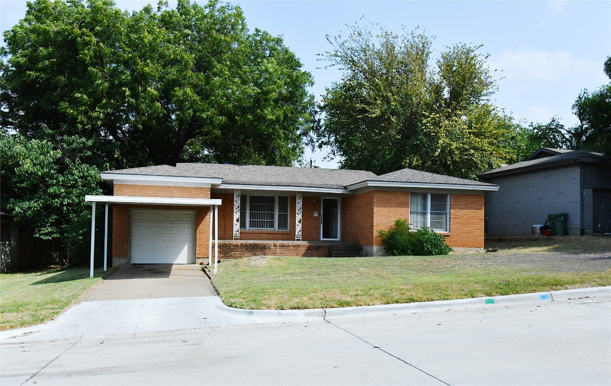 221 Bedford Court E Bedford TX 76022