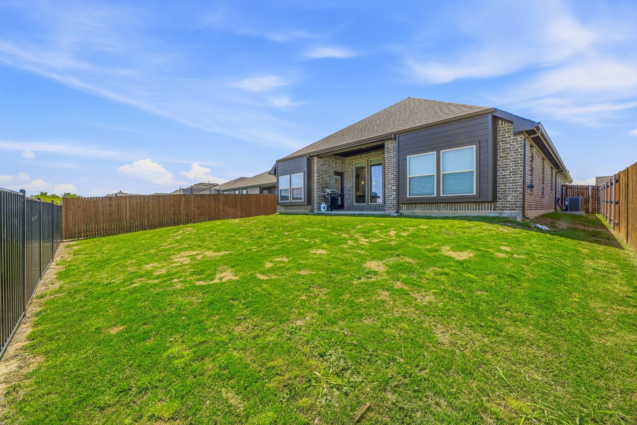 800 Jaguar Ridge Godley TX 76044