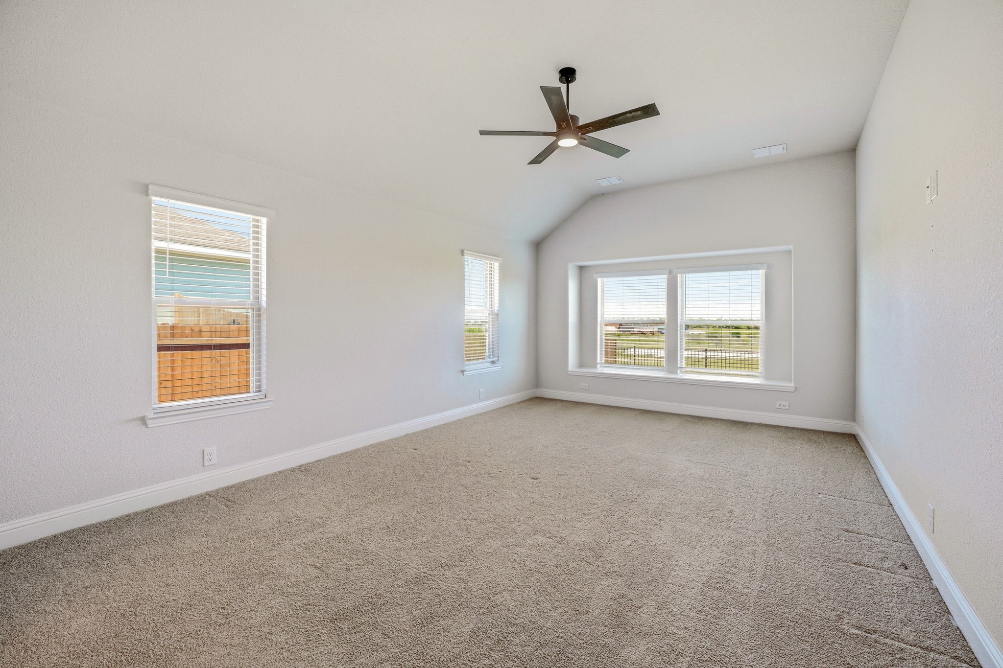 800 Jaguar Ridge Godley TX 76044
