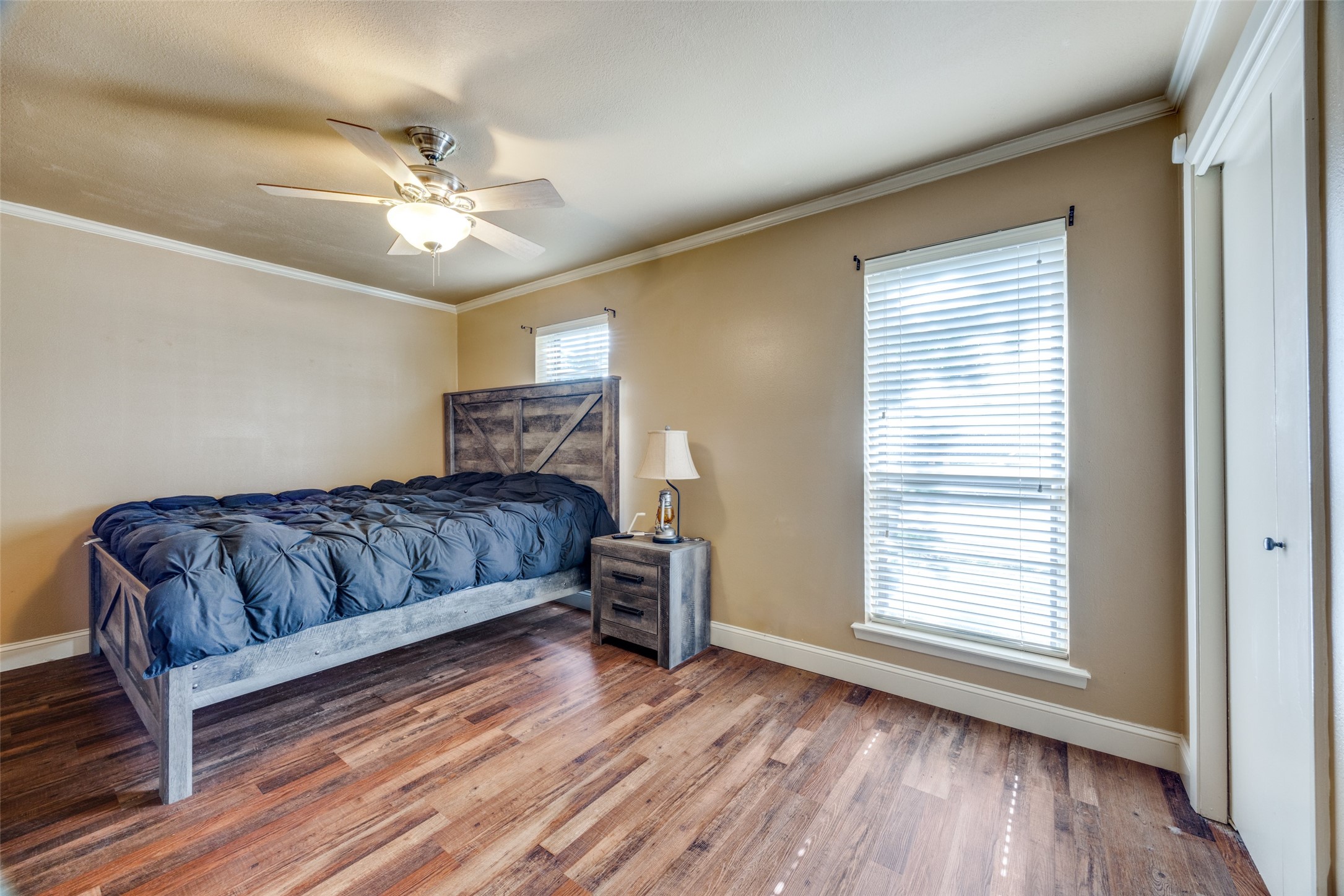 1023 N Leslie Avenue Sherman TX 75092