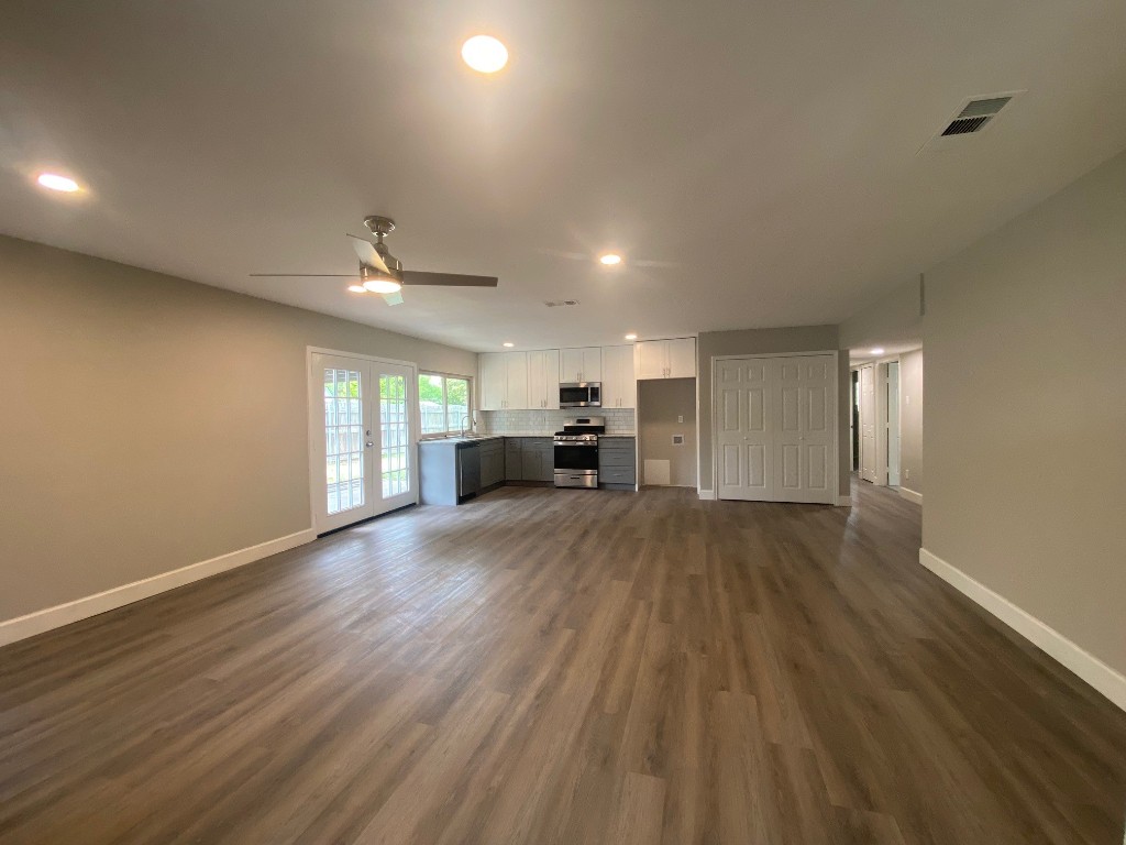 505 Clover Lane Garland TX 75043