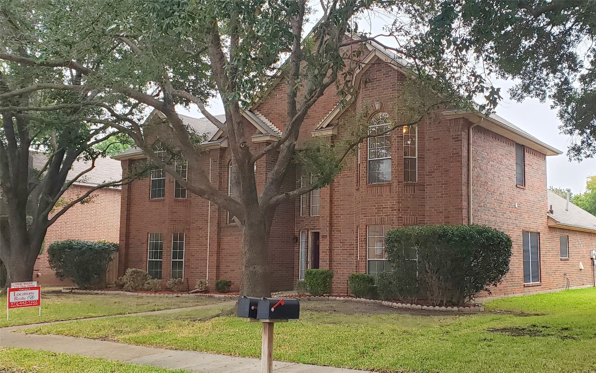 826 Cedar Crest Lane Allen TX 75002