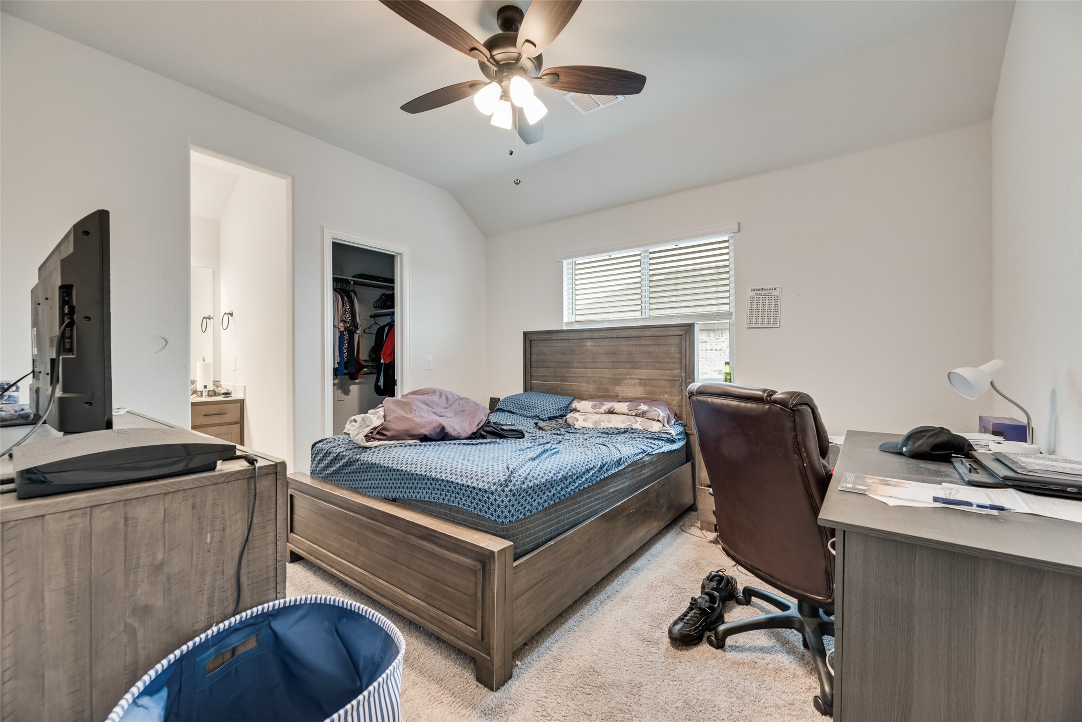 1042 Elmwood Drive Justin TX 76247