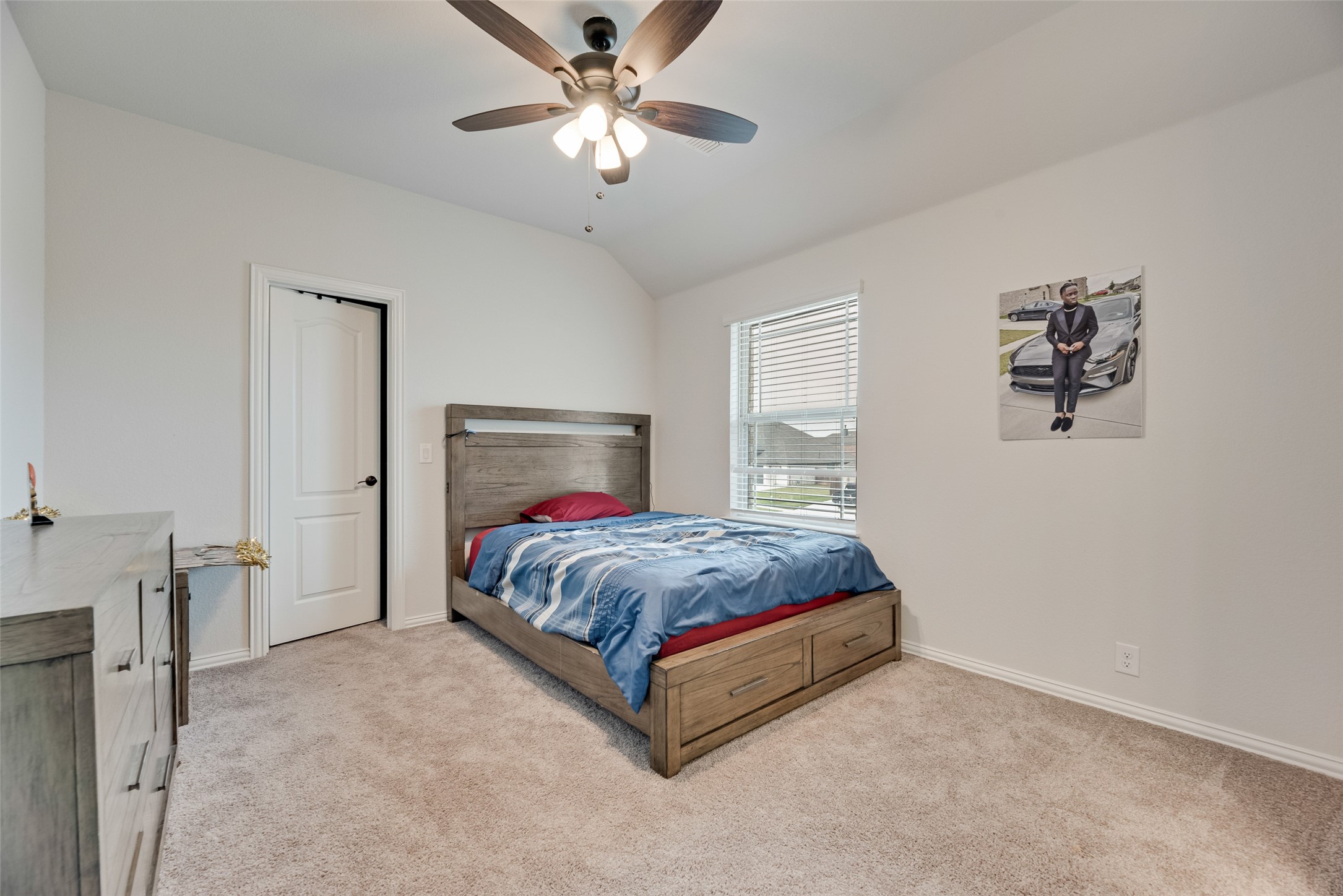 1042 Elmwood Drive Justin TX 76247