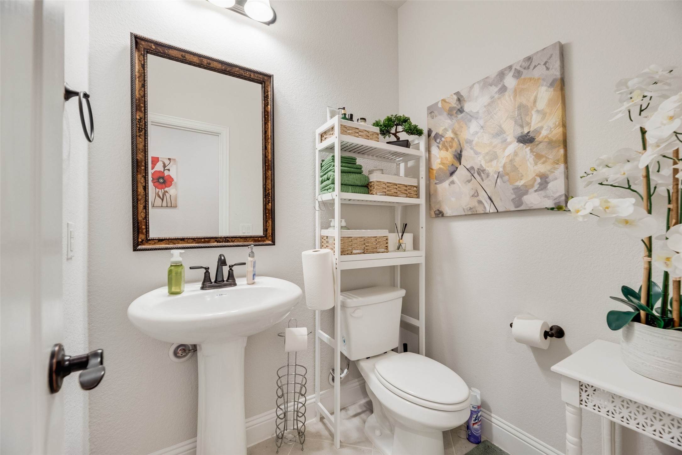 1042 Elmwood Drive Justin TX 76247