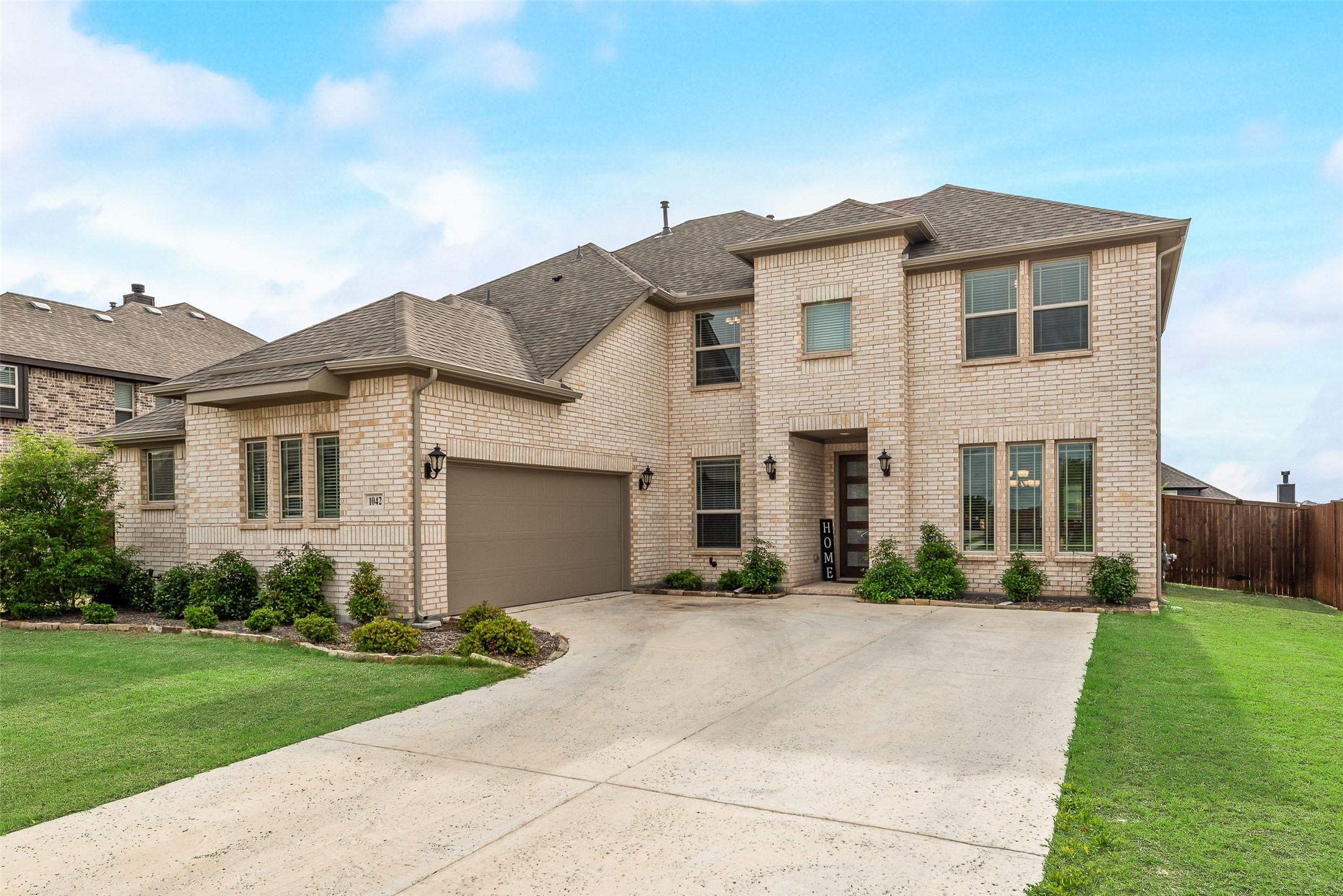 1042 Elmwood Drive Justin TX 76247