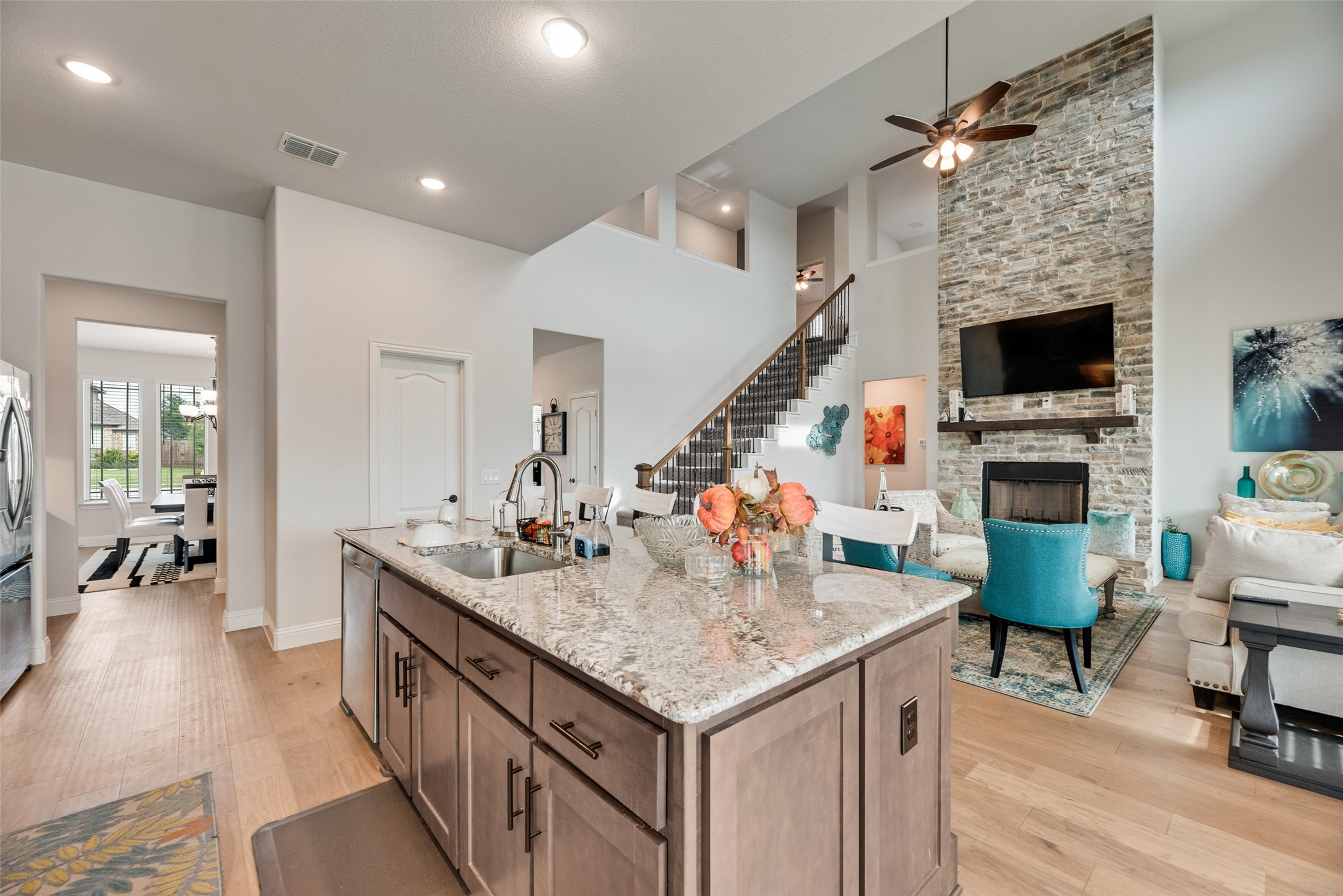 1042 Elmwood Drive Justin TX 76247