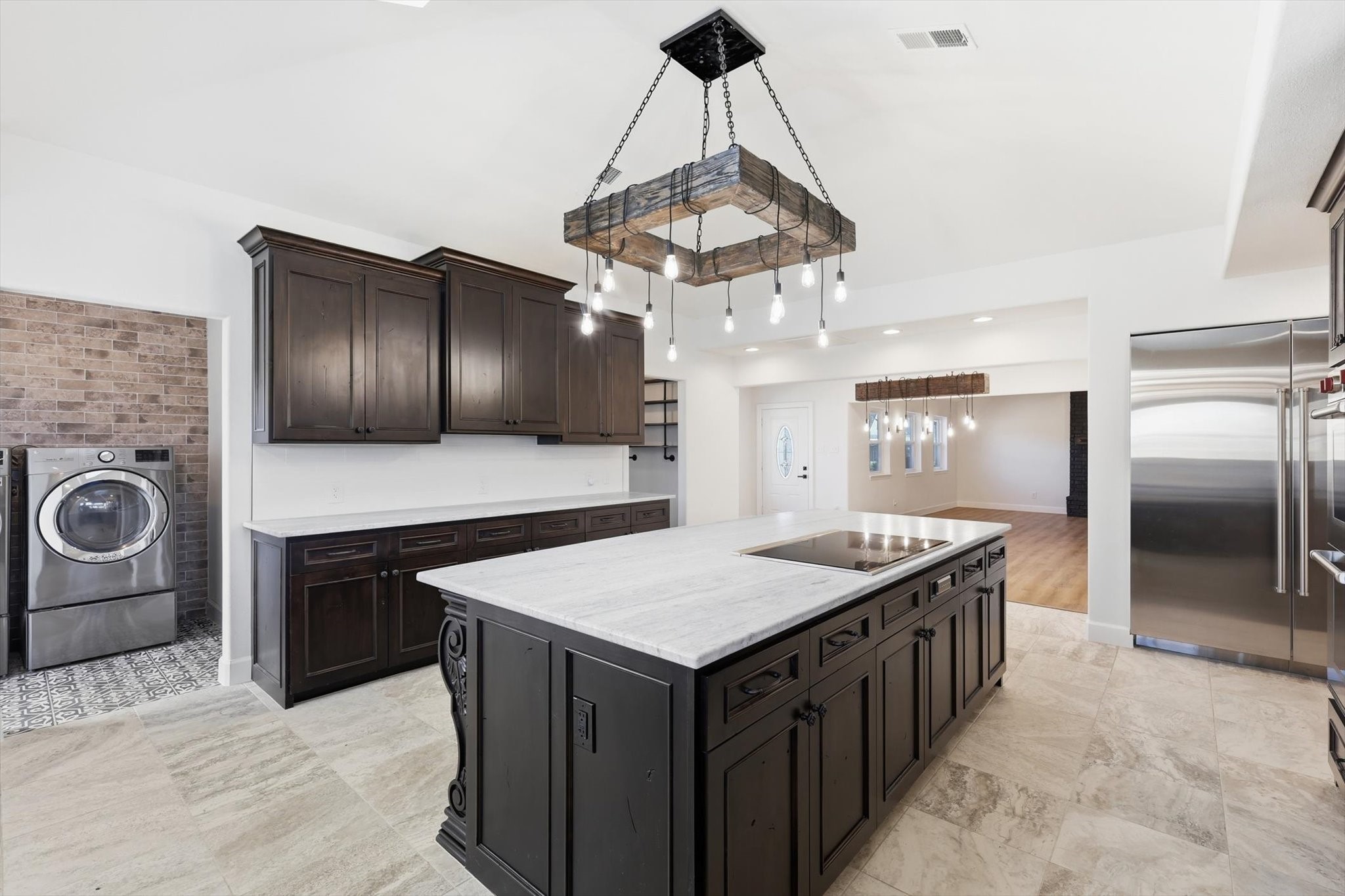 913 Ashland Court Mansfield TX 76063