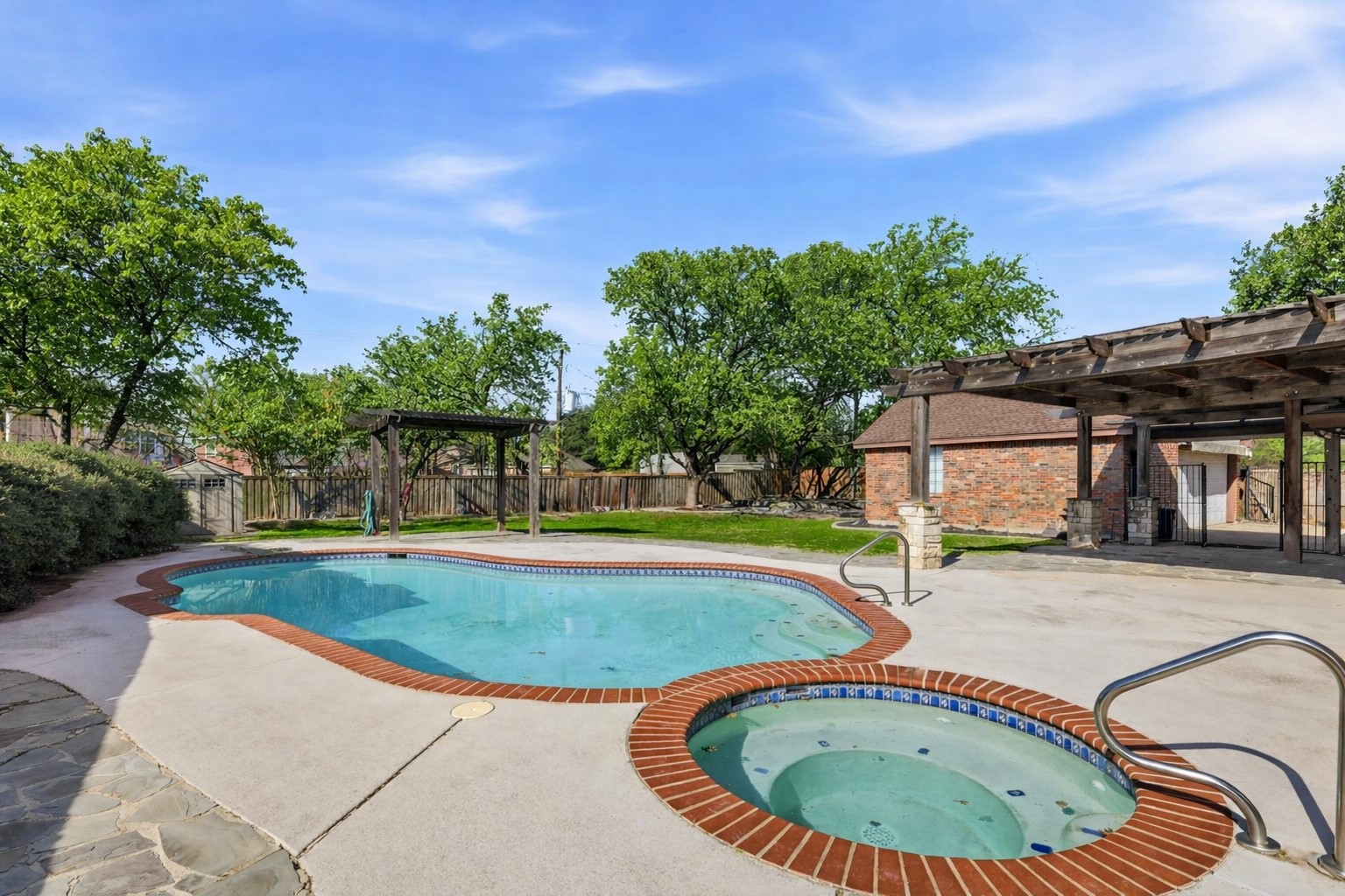 913 Ashland Court Mansfield TX 76063