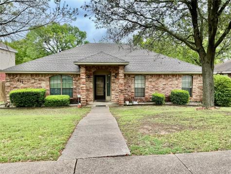 612 Desoto Drive Desoto TX 75115