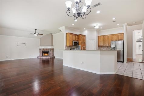517 Acorn Court Saginaw TX 76179