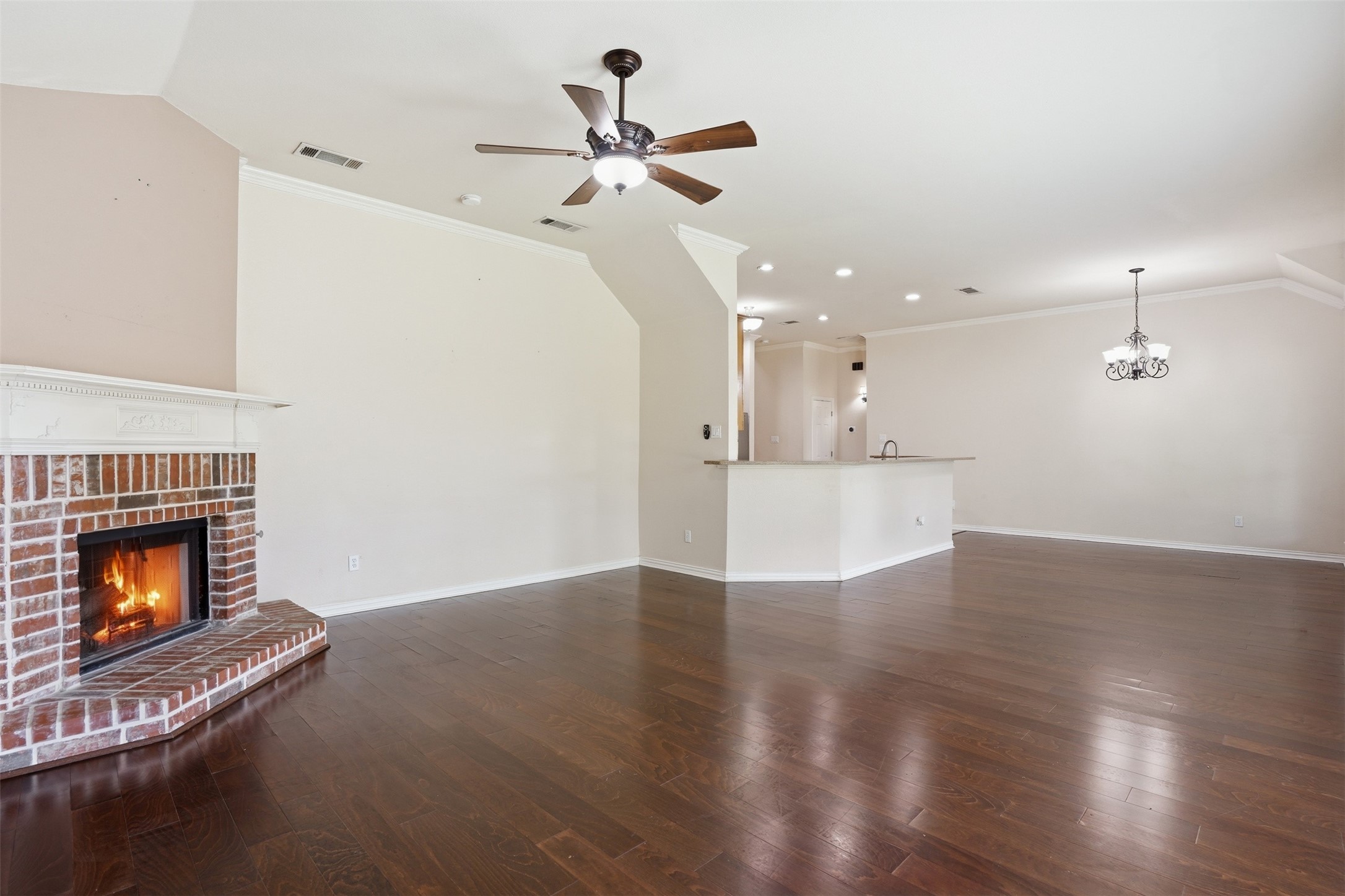 517 Acorn Court Saginaw TX 76179
