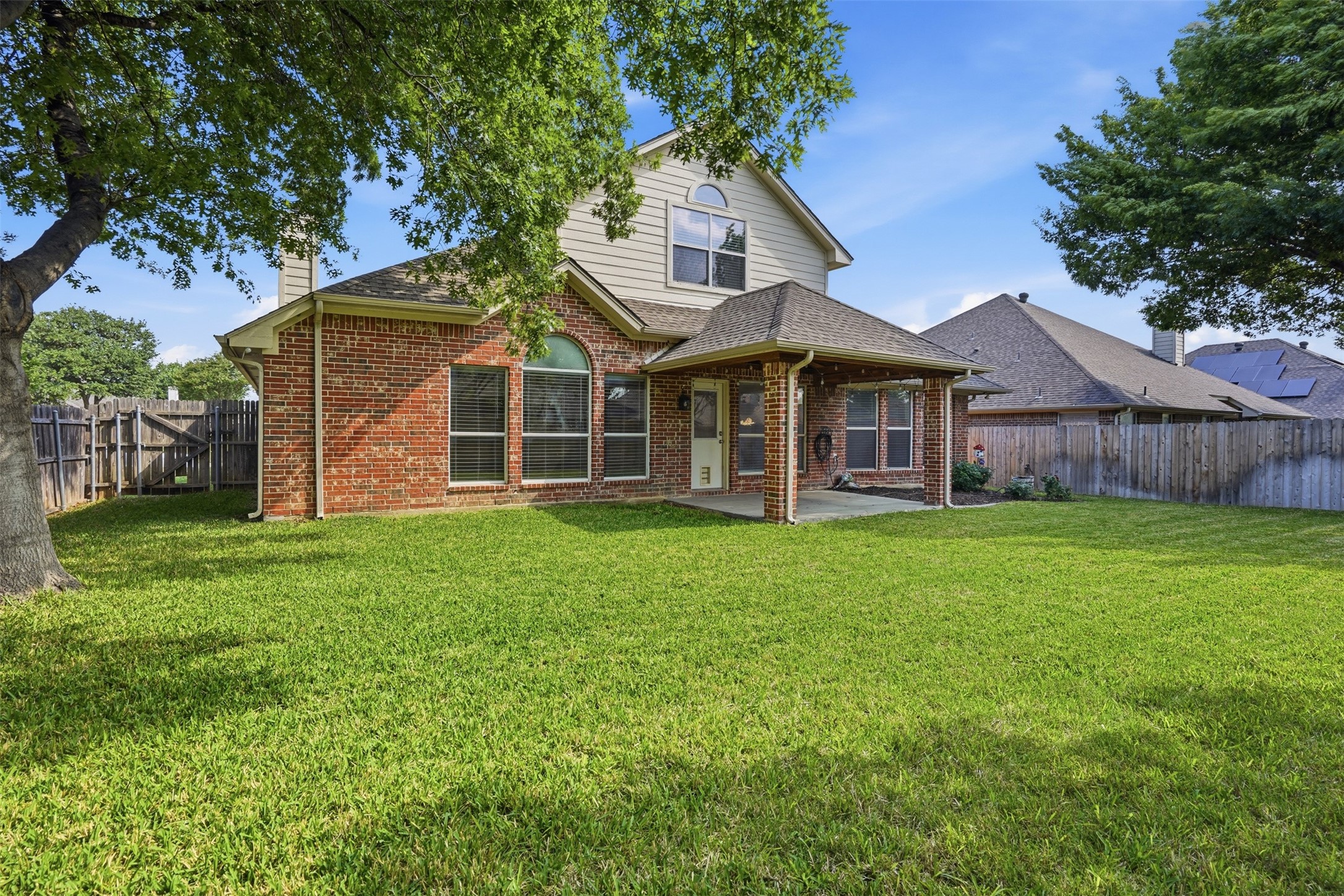 517 Acorn Court Saginaw TX 76179