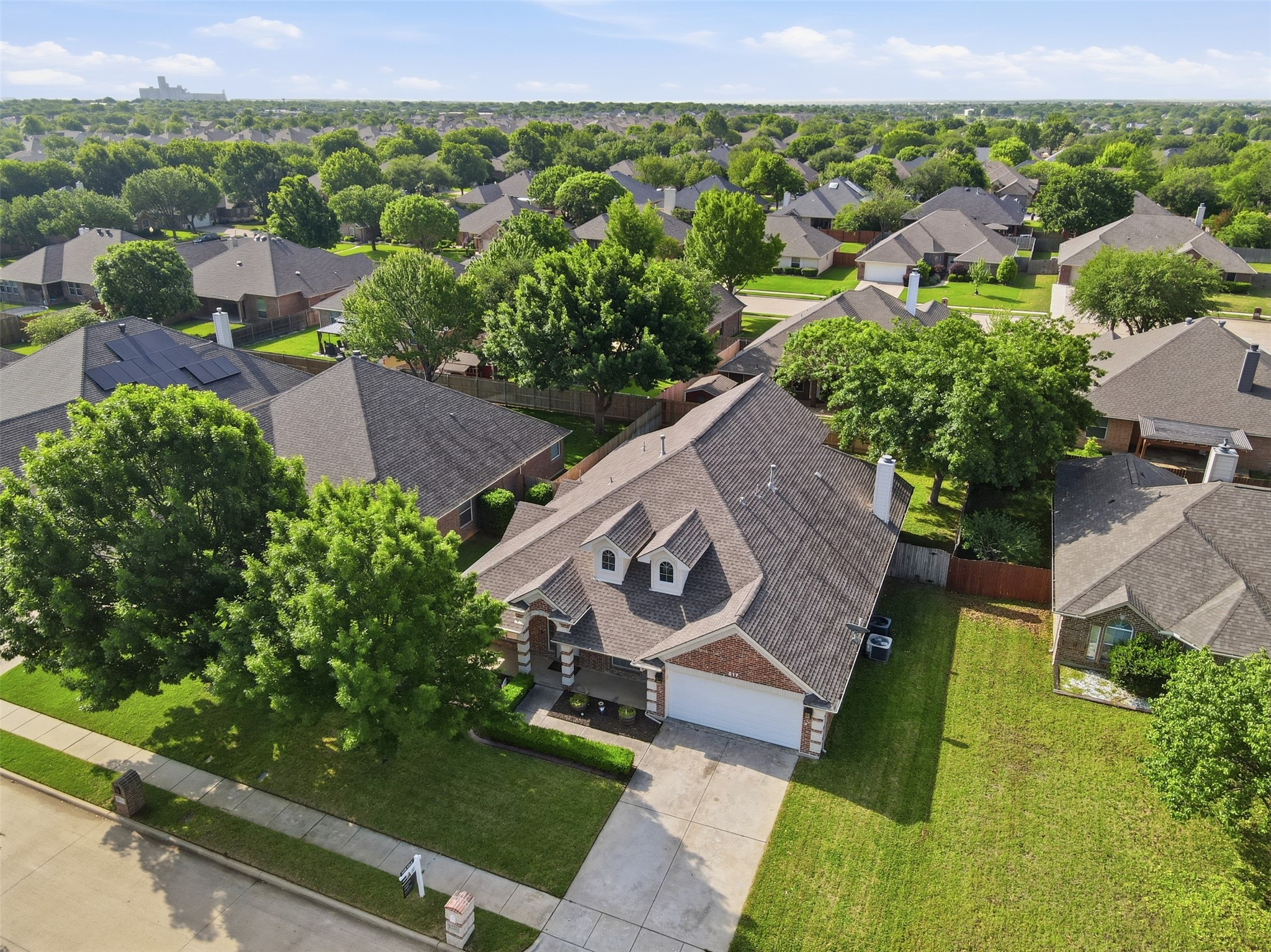 517 Acorn Court Saginaw TX 76179