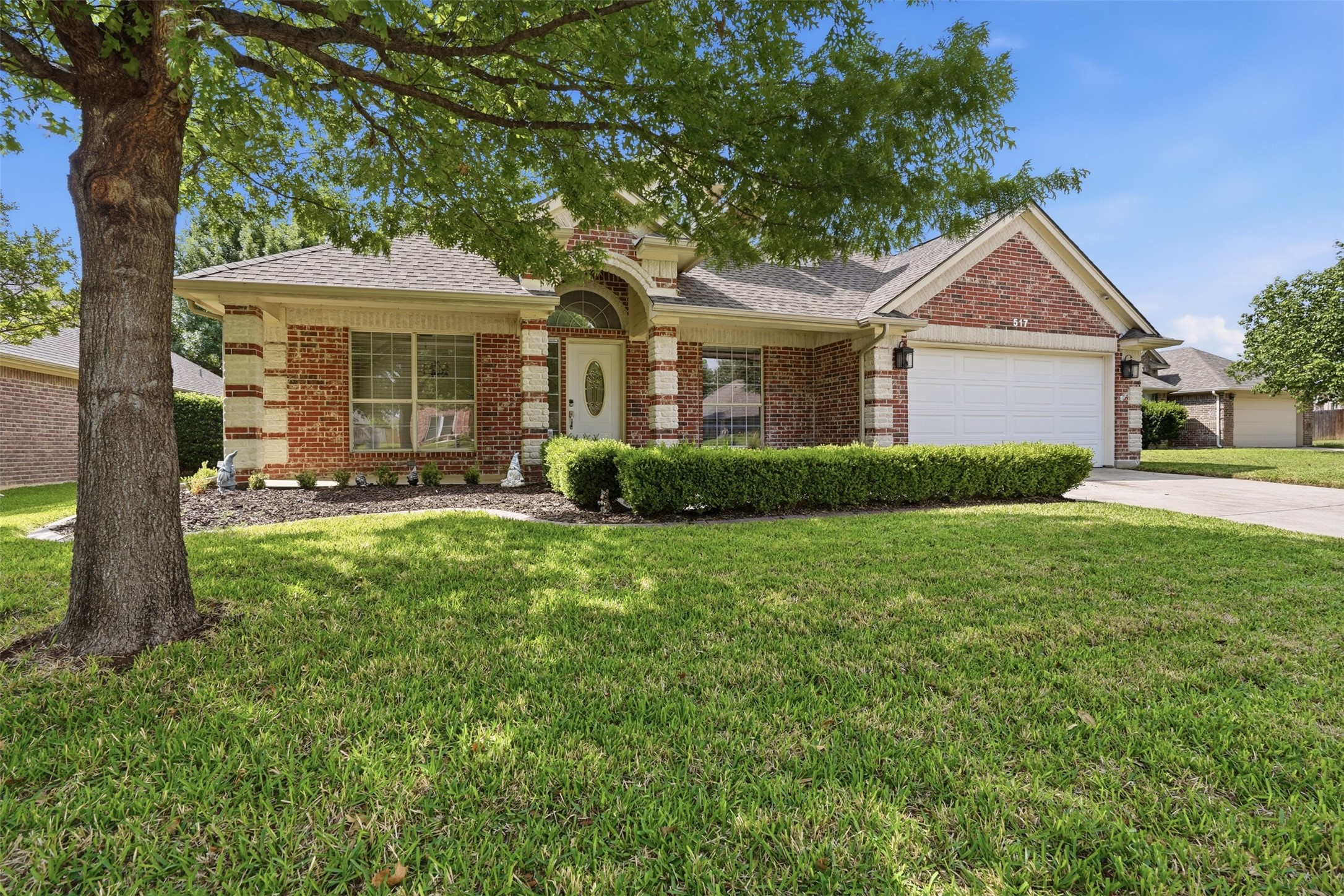517 Acorn Court Saginaw TX 76179