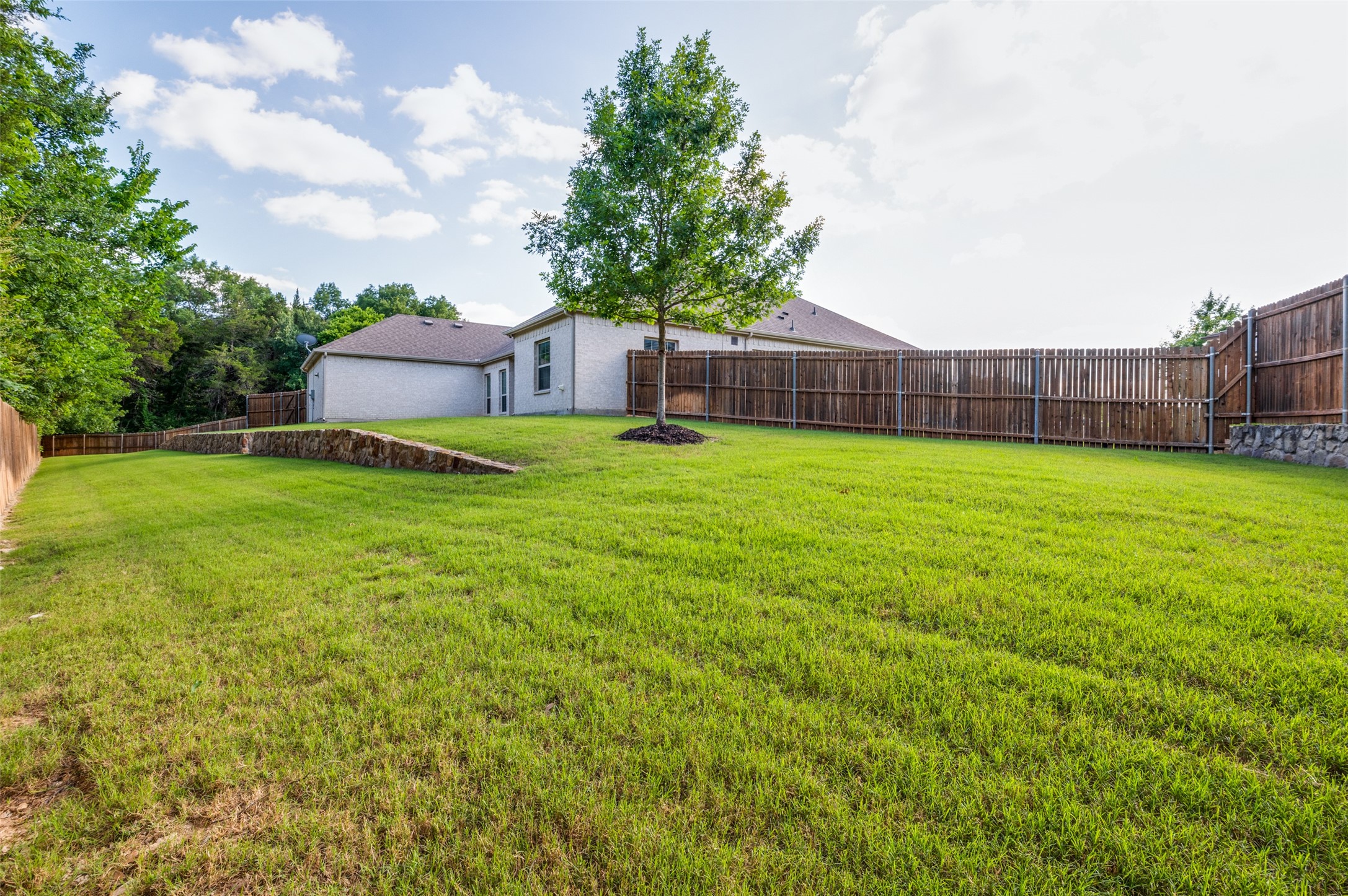 824 State Street Desoto TX 75115