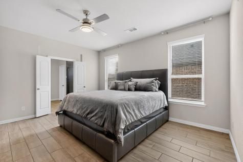 73 River Oaks Boulevard Waxahachie TX 75165