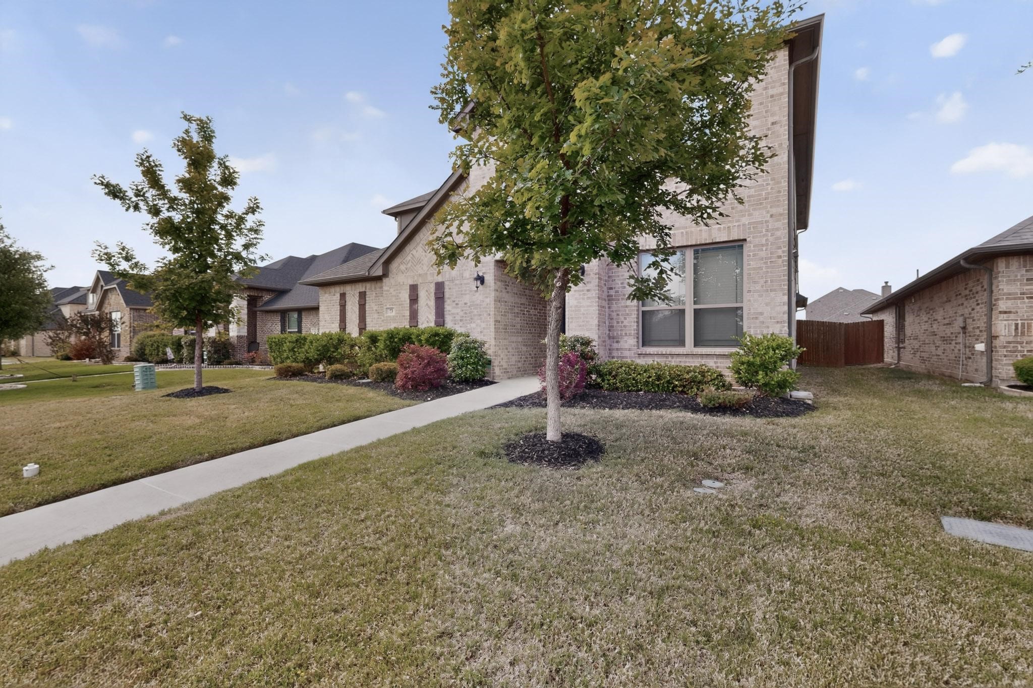 73 River Oaks Boulevard Waxahachie TX 75165