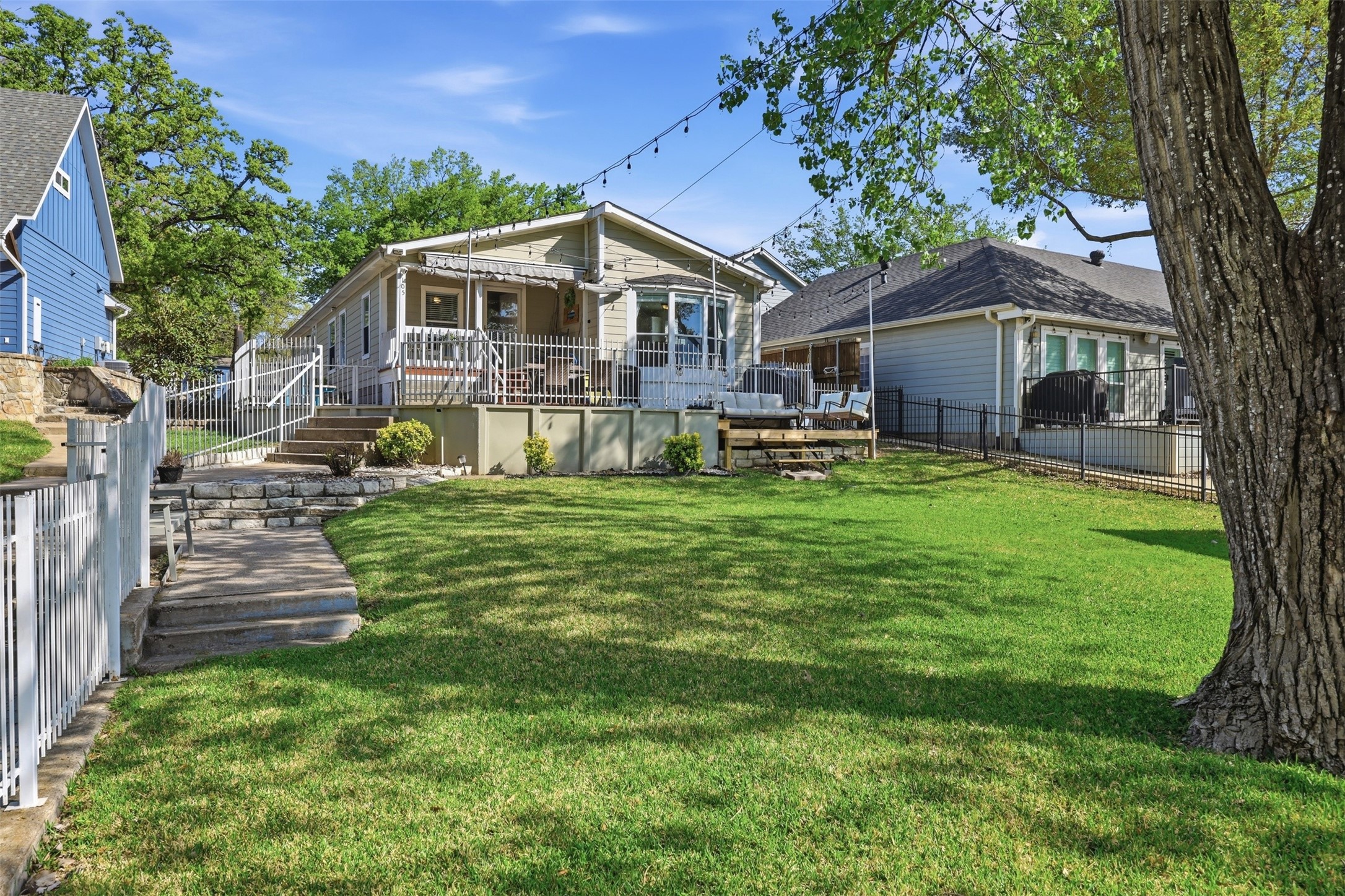 1105 E Lake Drive Weatherford TX 76087