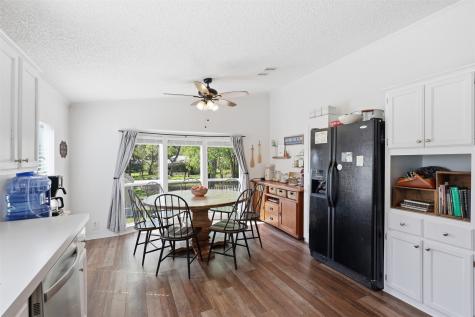 1105 E Lake Drive Weatherford TX 76087