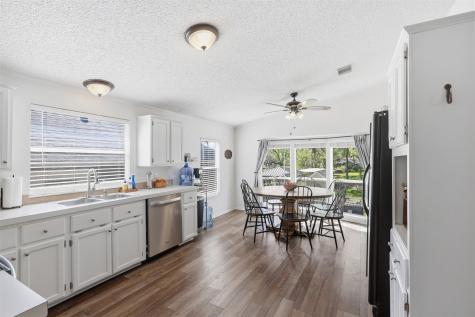 1105 E Lake Drive Weatherford TX 76087
