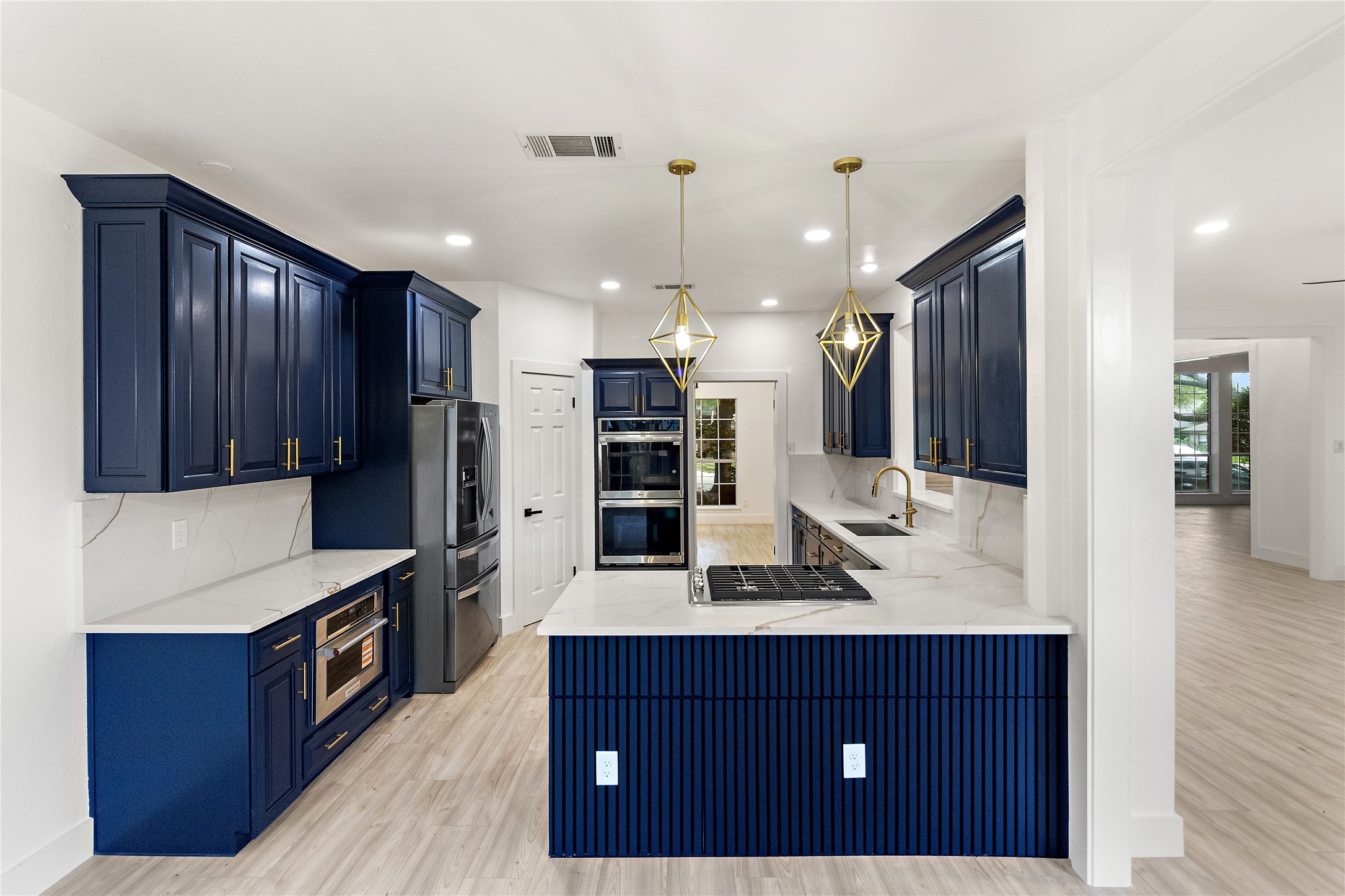 7323 Highland Heather Lane Dallas TX 75248