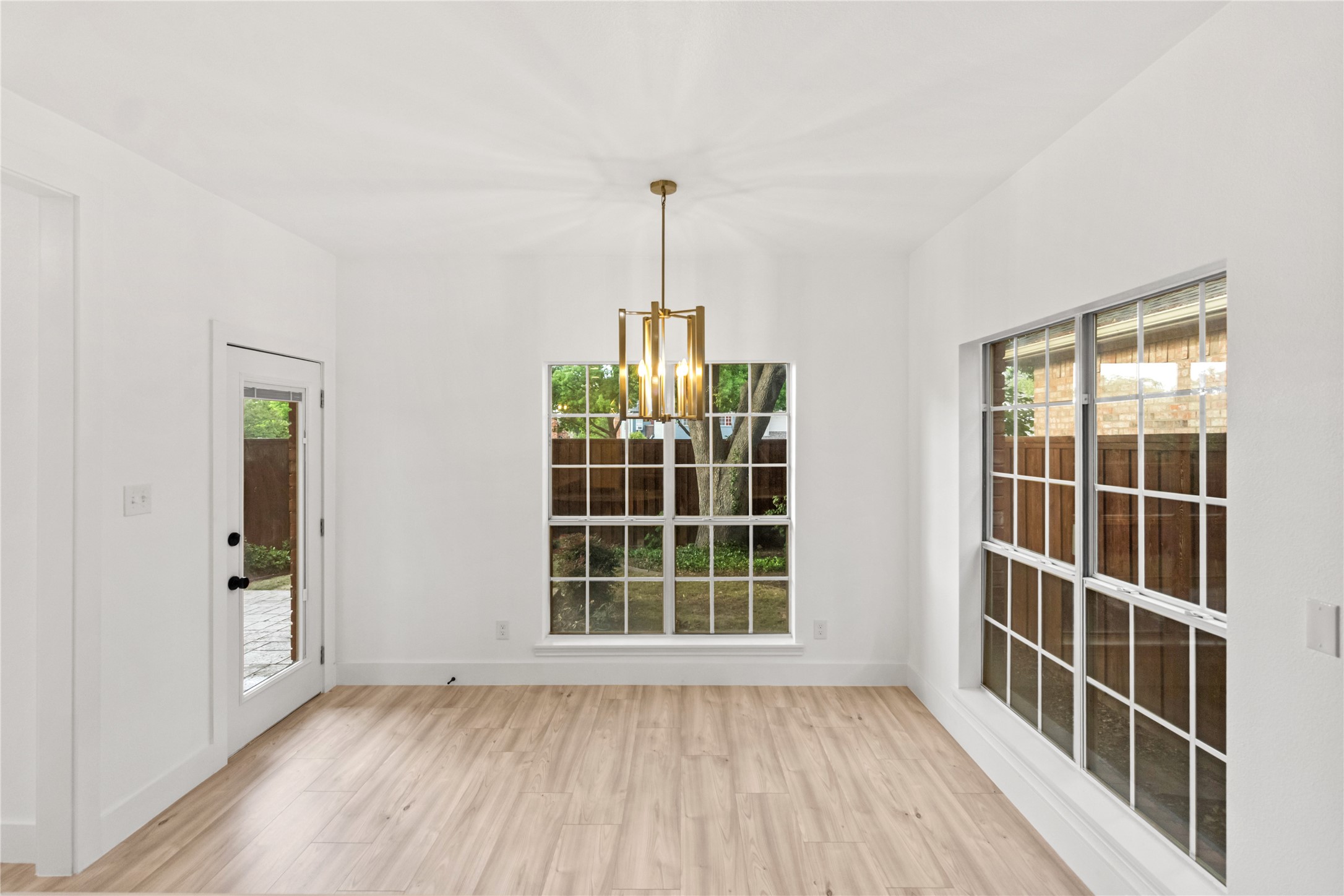7323 Highland Heather Lane Dallas TX 75248