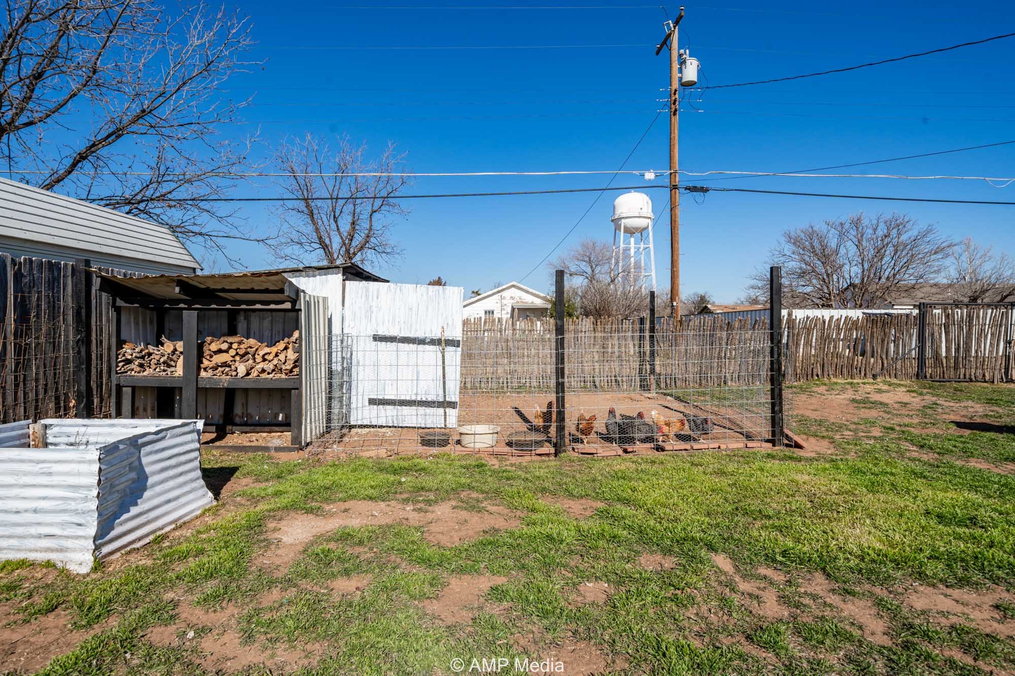 803 E 7th Street Rotan TX 79546