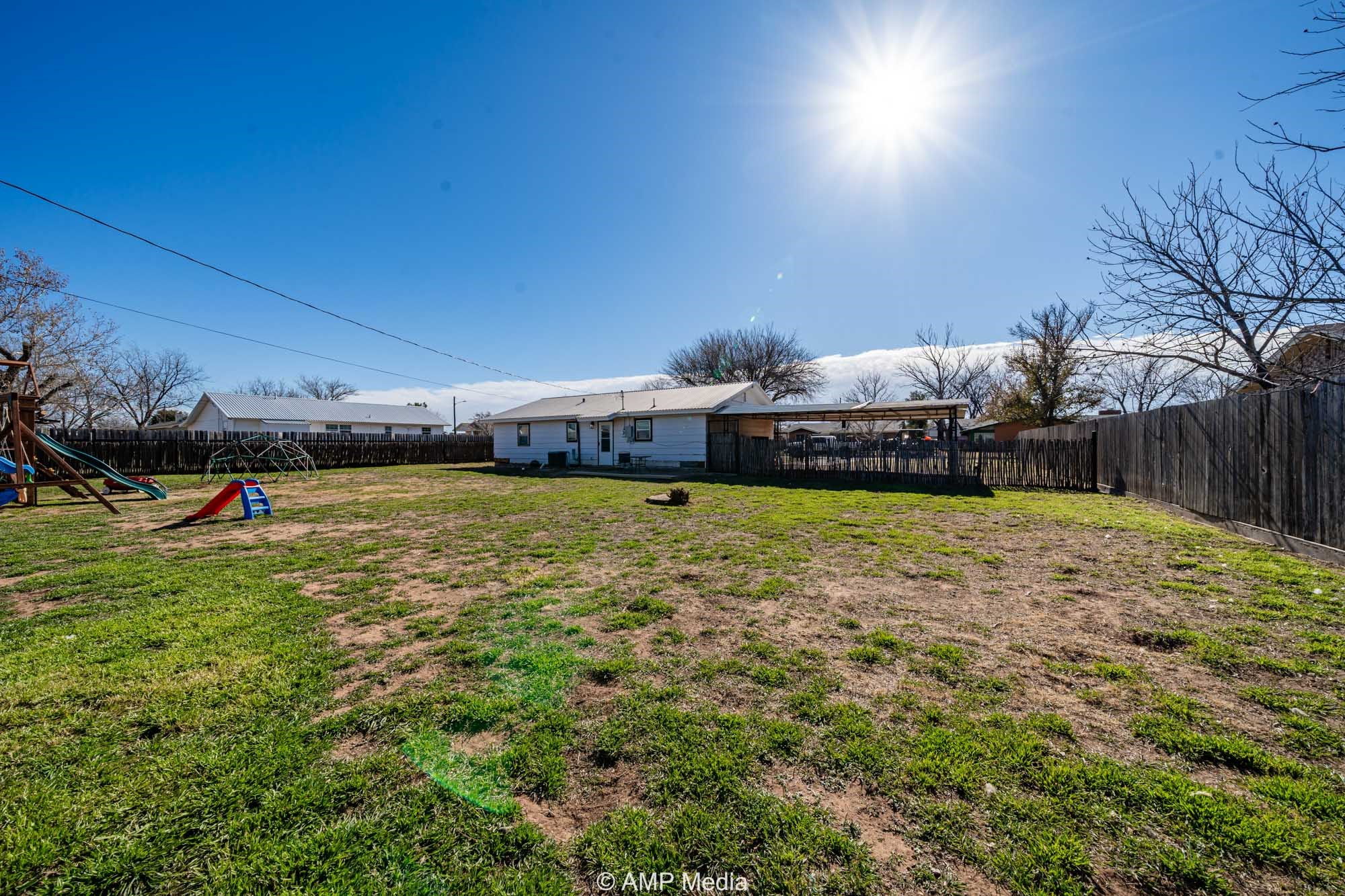 803 E 7th Street Rotan TX 79546