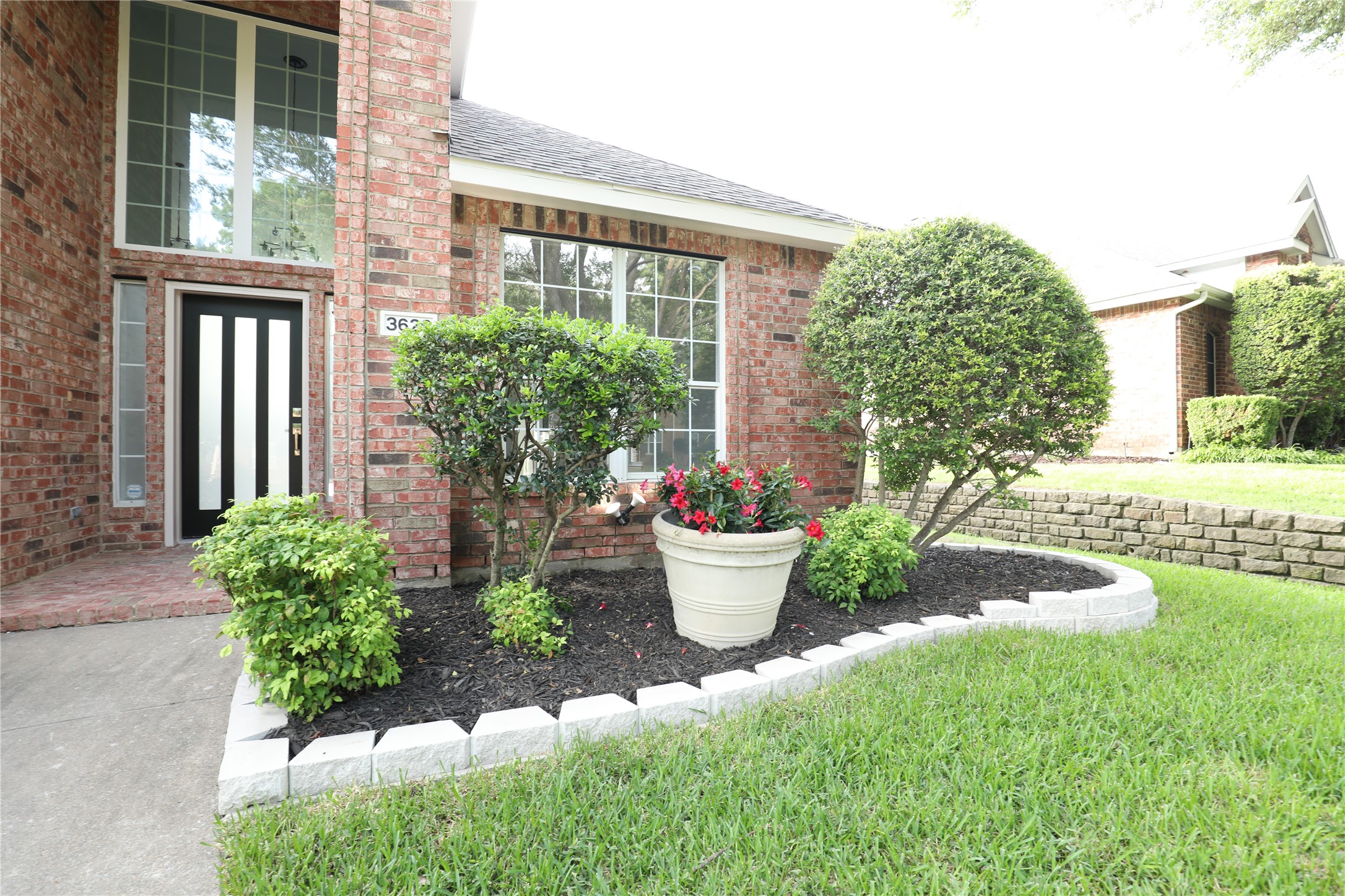 3620 Flintstone Drive Plano TX 75074