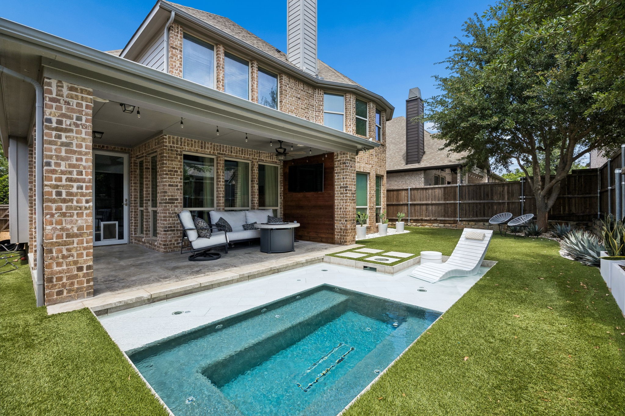 2305 Leslie Lane Mckinney TX 75072
