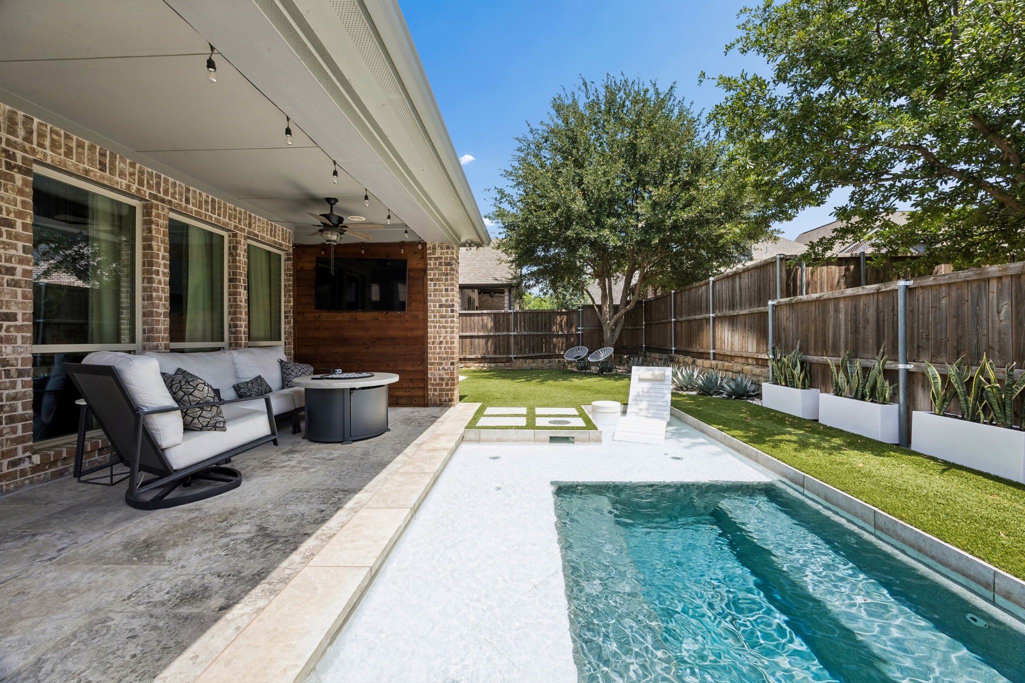 2305 Leslie Lane Mckinney TX 75072
