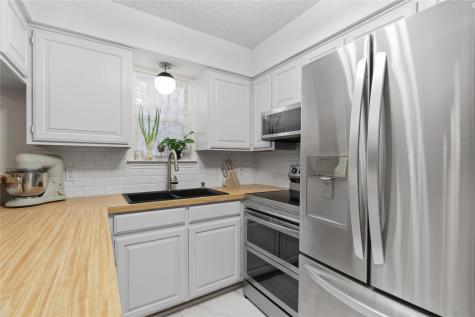 3002 Lynnwood Drive Arlington TX 76013