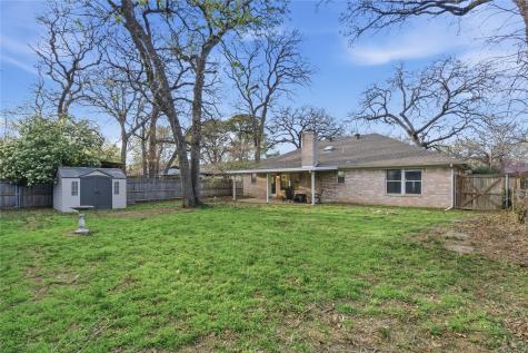 3002 Lynnwood Drive Arlington TX 76013