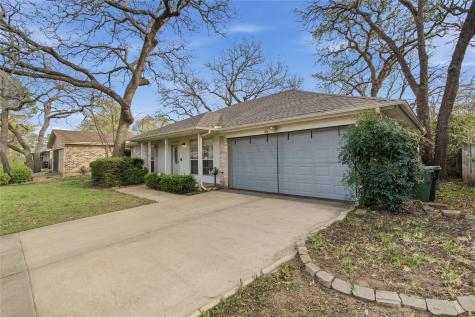 3002 Lynnwood Drive Arlington TX 76013