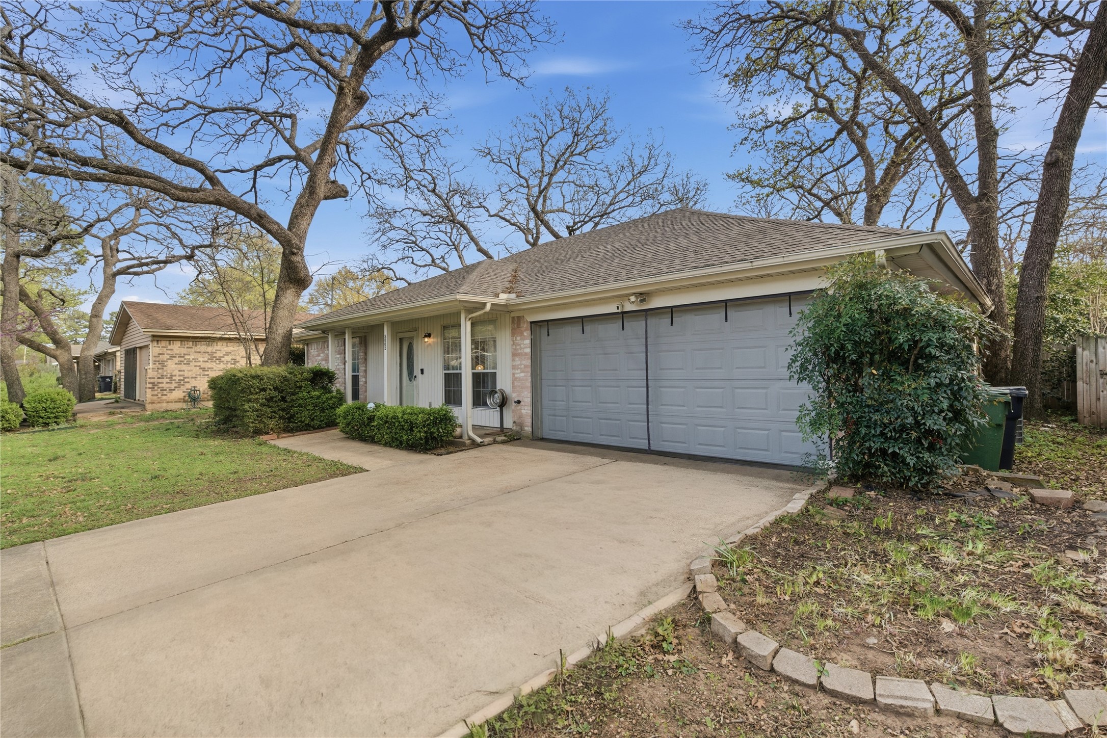3002 Lynnwood Drive Arlington TX 76013