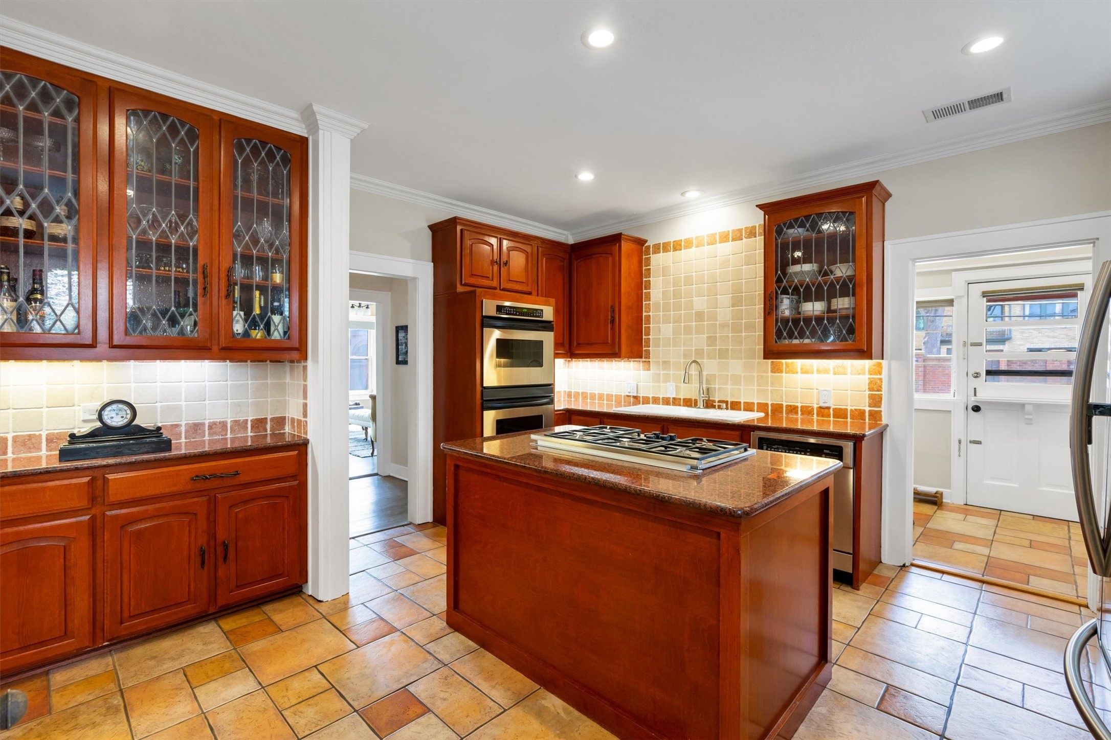 1211 N Windomere Avenue Dallas TX 75208