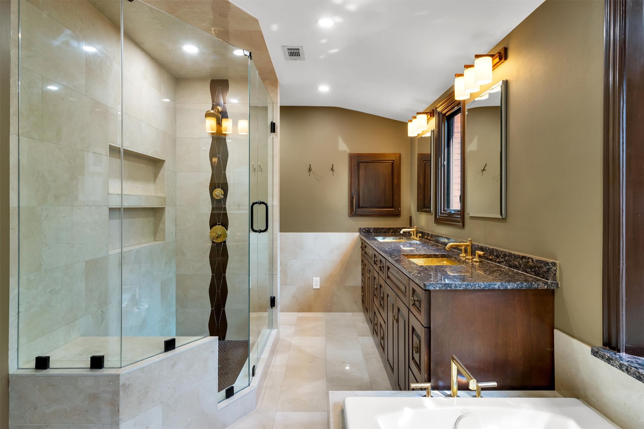 1211 N Windomere Avenue Dallas TX 75208