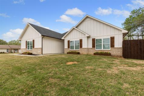 933 Aspen Court Burleson TX 76028