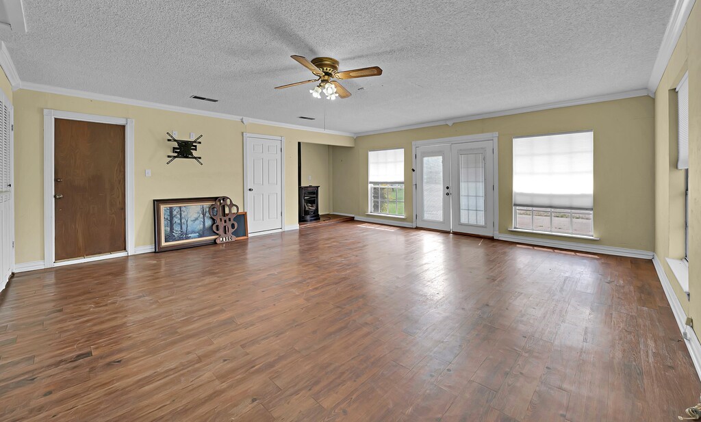 112 Hcr 2117 Whitney TX 76692