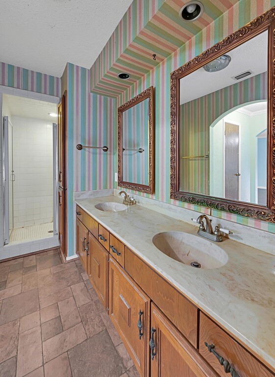 112 Hcr 2117 Whitney TX 76692