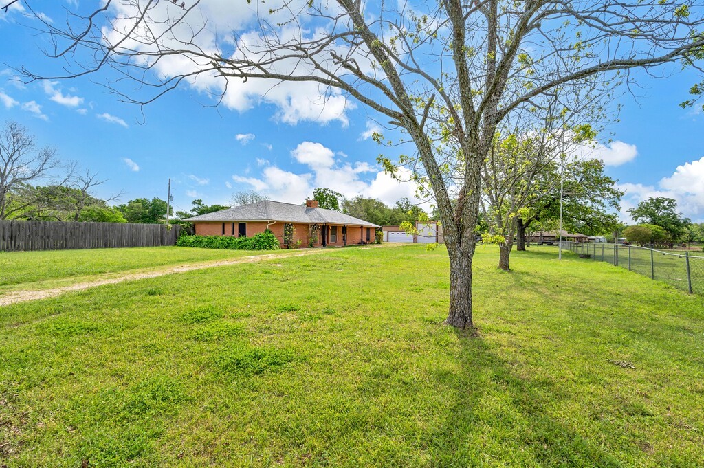 112 Hcr 2117 Whitney TX 76692