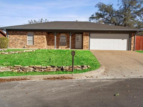 1213 S Rusk Street Weatherford TX 76086