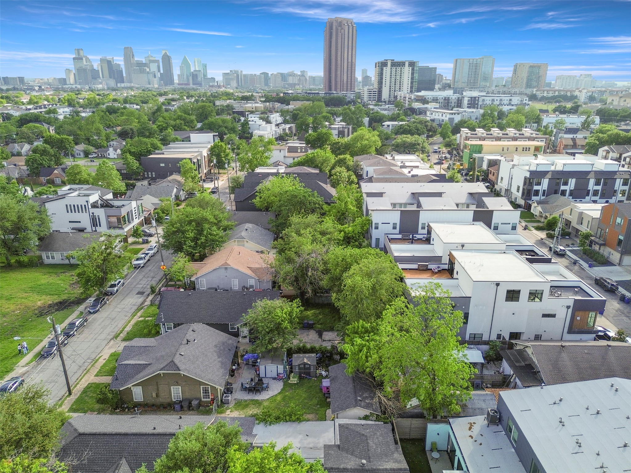 4811 Belmont Avenue Dallas TX 75204