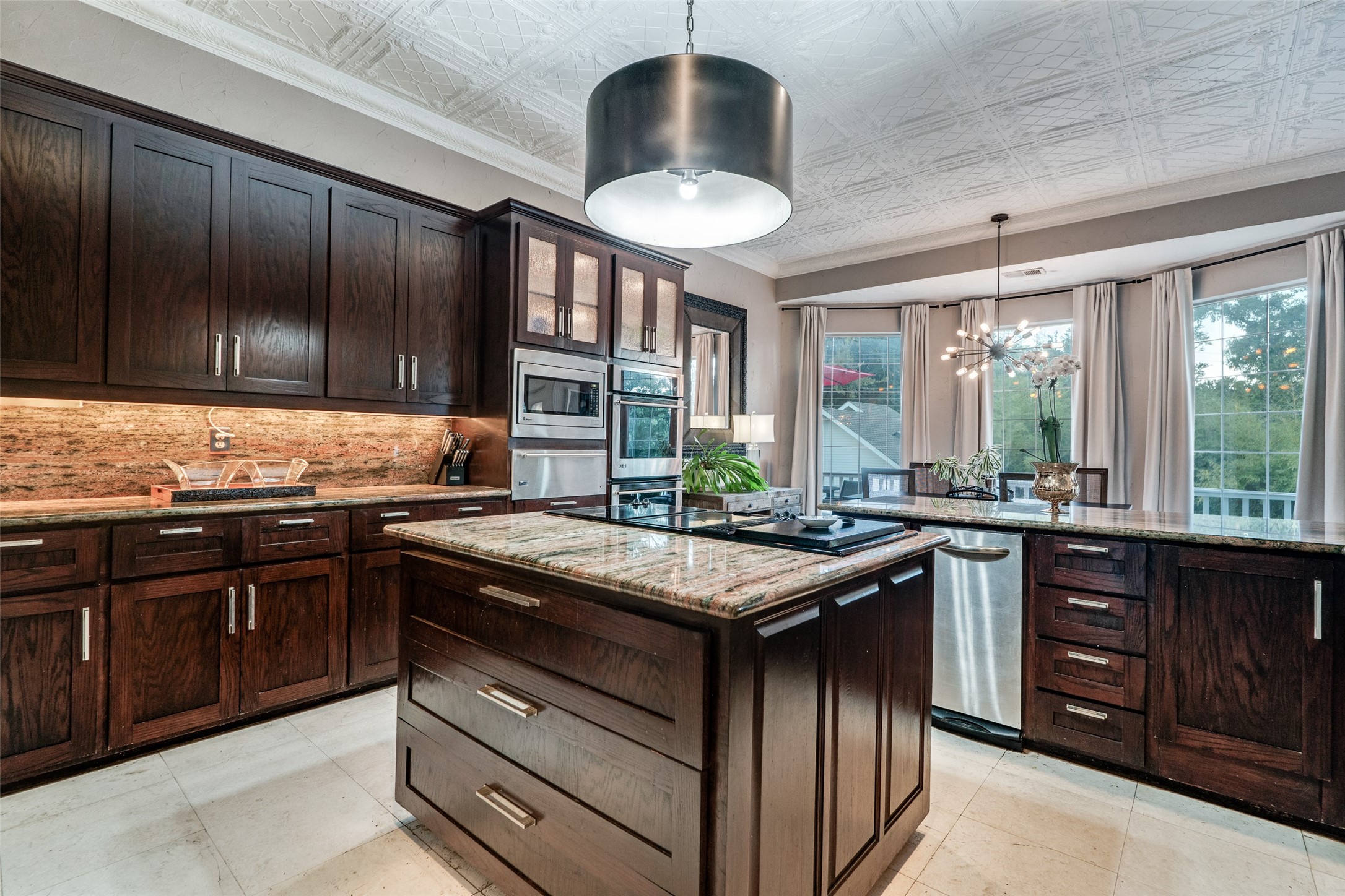 6623 Briarhaven Drive Dallas TX 75240