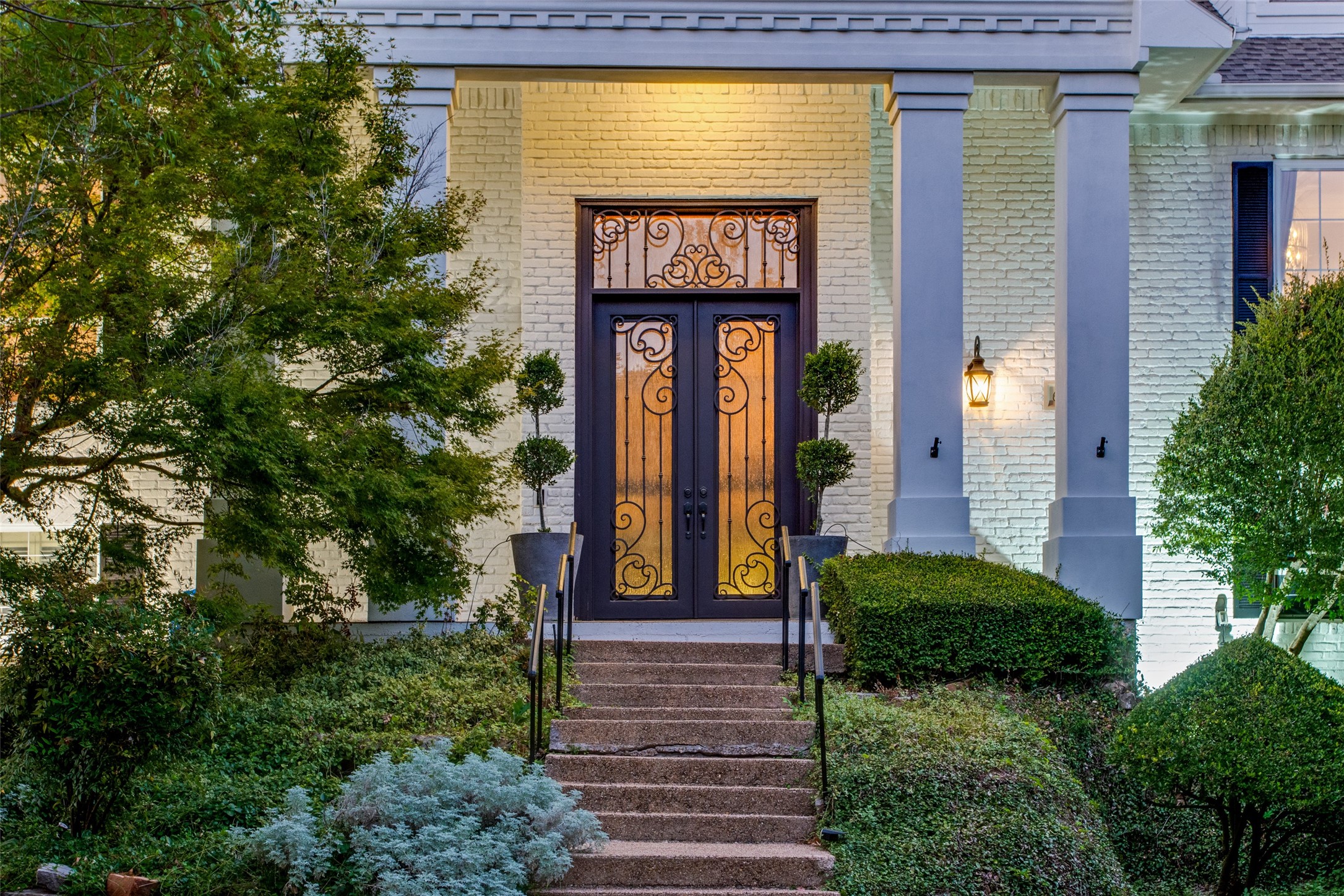 6623 Briarhaven Drive Dallas TX 75240