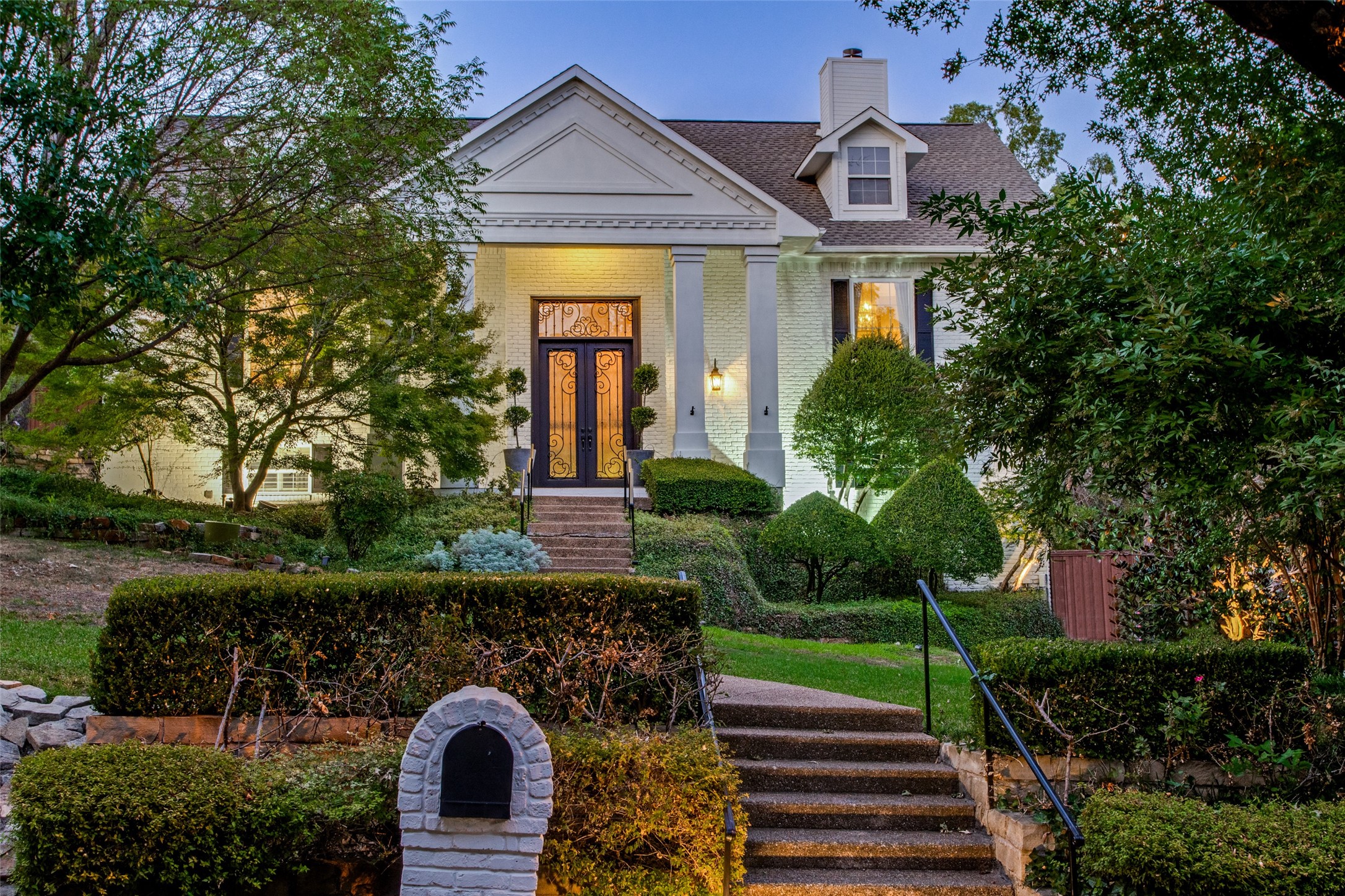 6623 Briarhaven Drive Dallas TX 75240